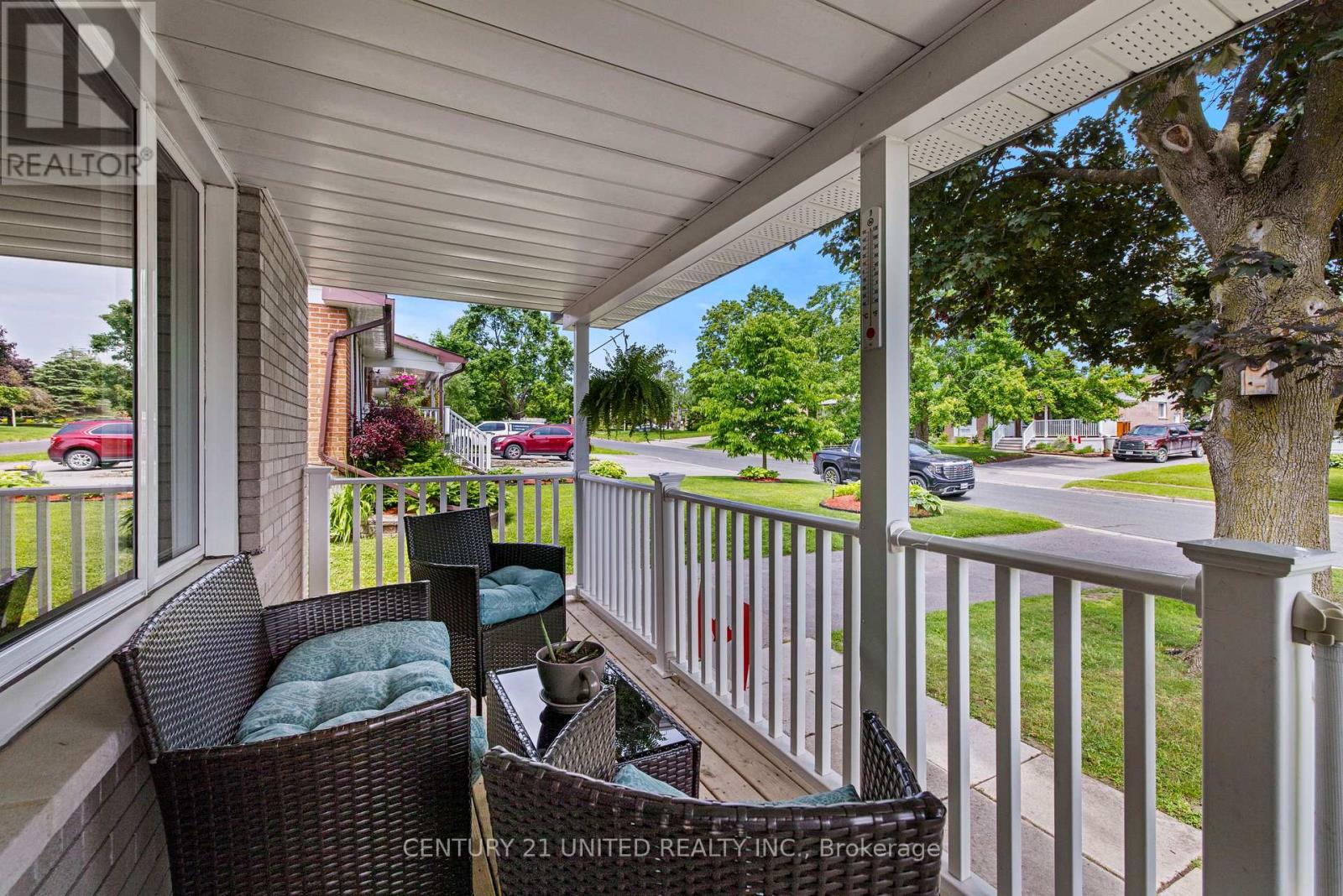 1105 Barnardo Avenue, Peterborough North (South), Ontario  K9H 5W9 - Photo 3 - X12224052