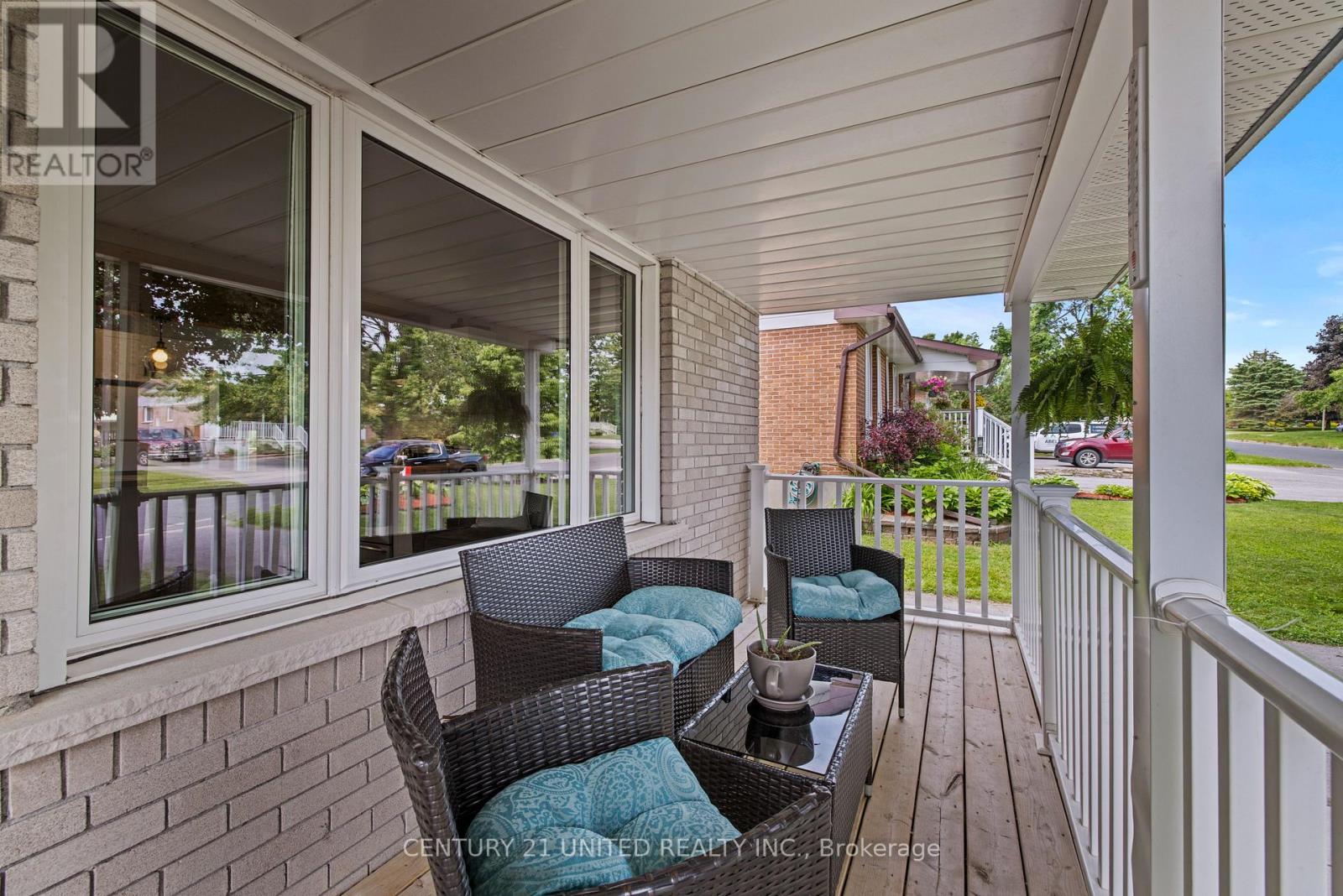 1105 Barnardo Avenue, Peterborough North (South), Ontario  K9H 5W9 - Photo 4 - X12224052