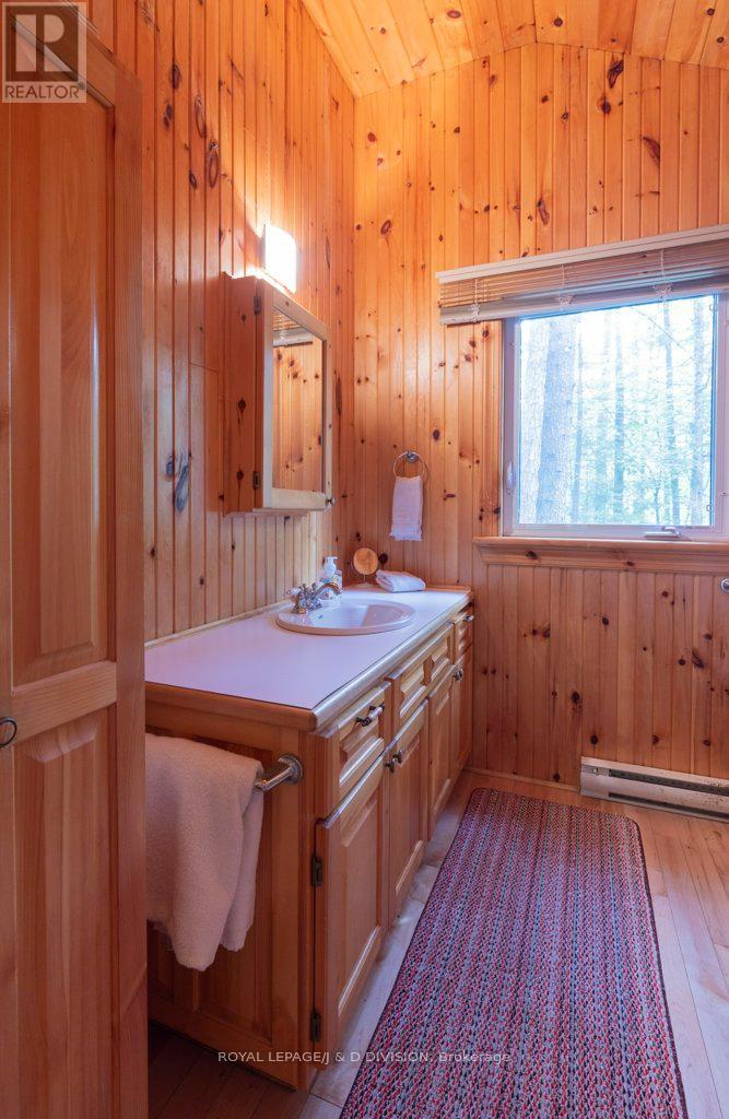 410 Island 10, Douro-Dummer, Ontario  K0L 2H0 - Photo 15 - X12224227