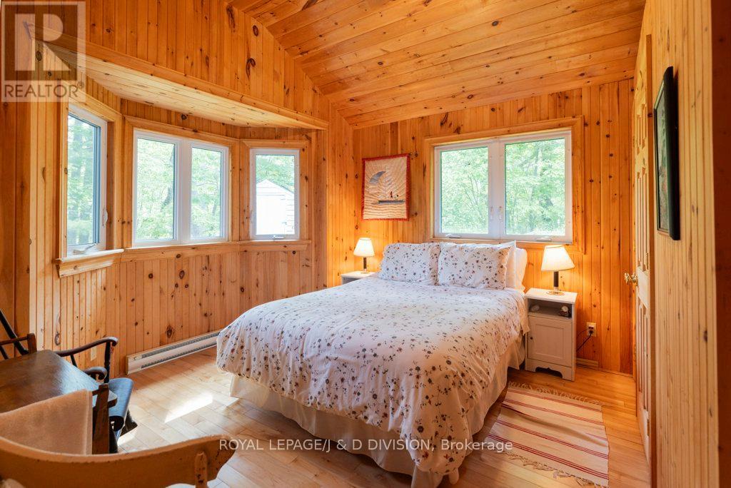 410 Island 10, Douro-Dummer, Ontario  K0L 2H0 - Photo 16 - X12224227