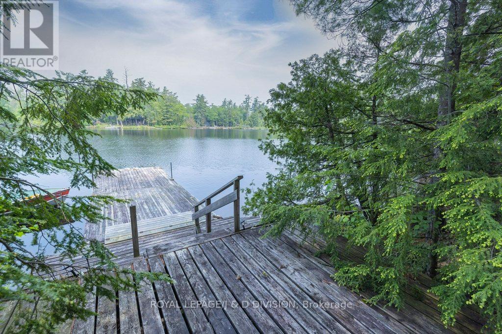410 Island 10, Douro-Dummer, Ontario  K0L 2H0 - Photo 2 - X12224227