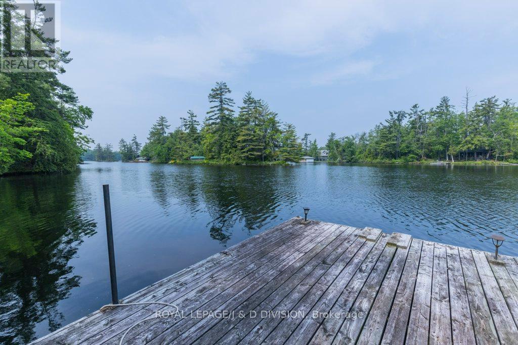 410 Island 10, Douro-Dummer, Ontario  K0L 2H0 - Photo 23 - X12224227