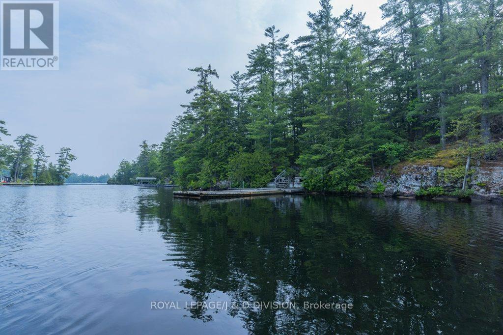 410 Island 10, Douro-Dummer, Ontario  K0L 2H0 - Photo 26 - X12224227