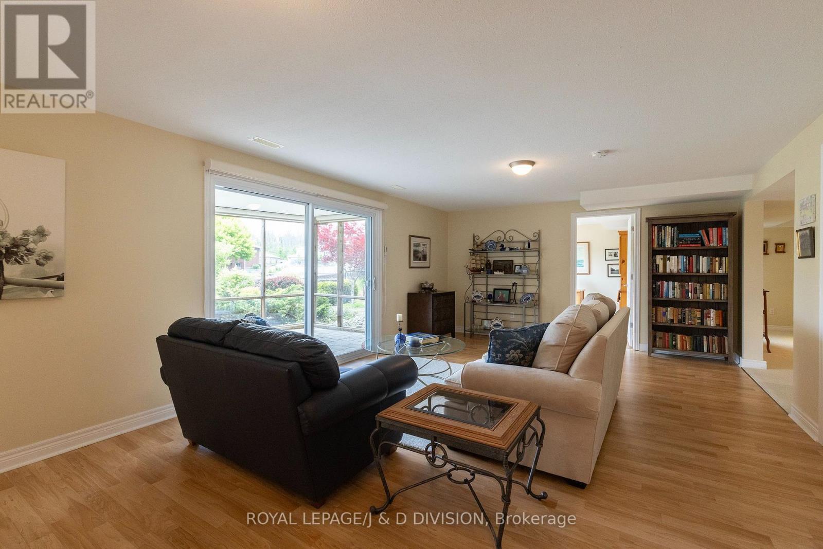 9 Victoria Avenue, Selwyn, Ontario  K0L 2H0 - Photo 22 - X12224246