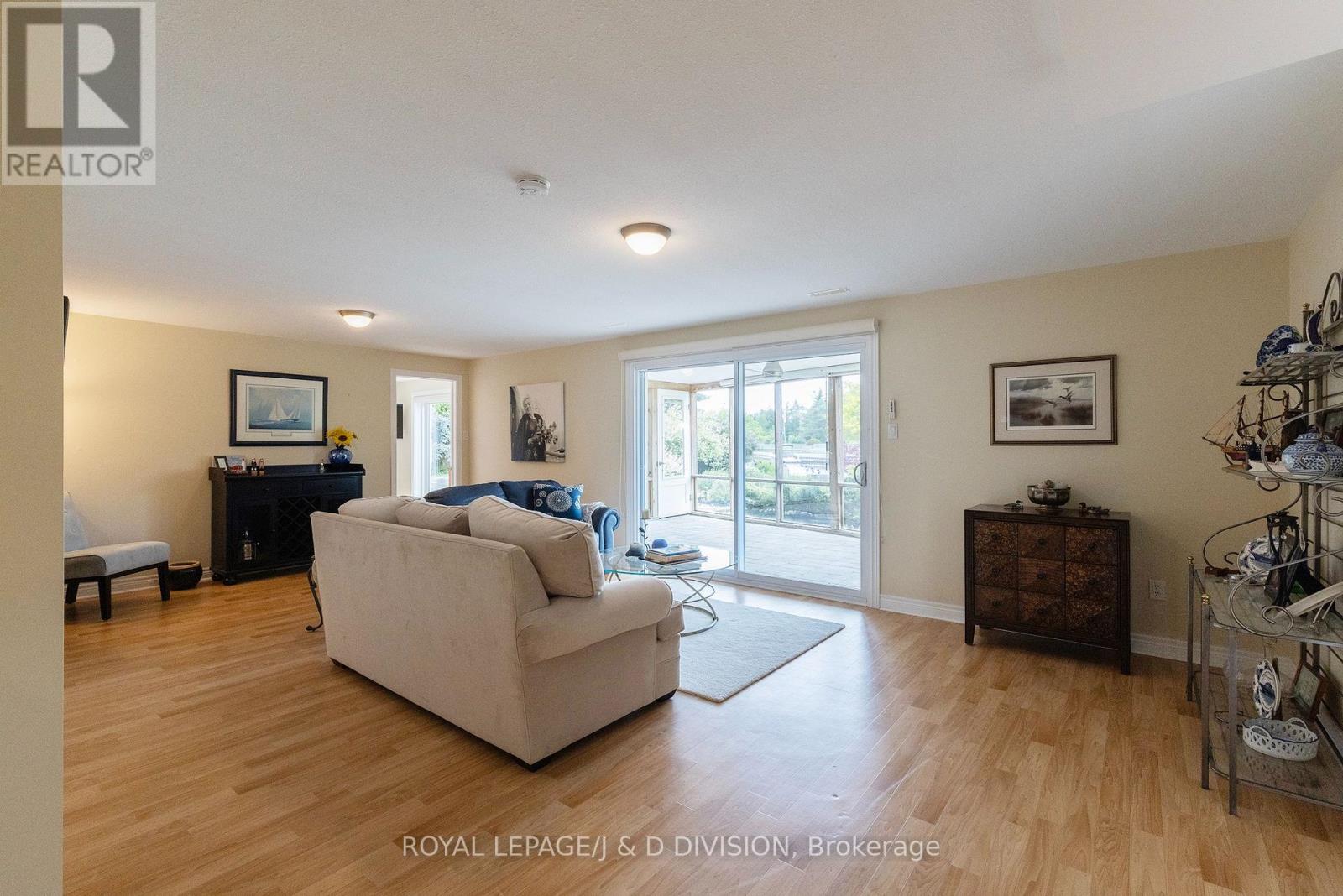 9 Victoria Avenue, Selwyn, Ontario  K0L 2H0 - Photo 23 - X12224246
