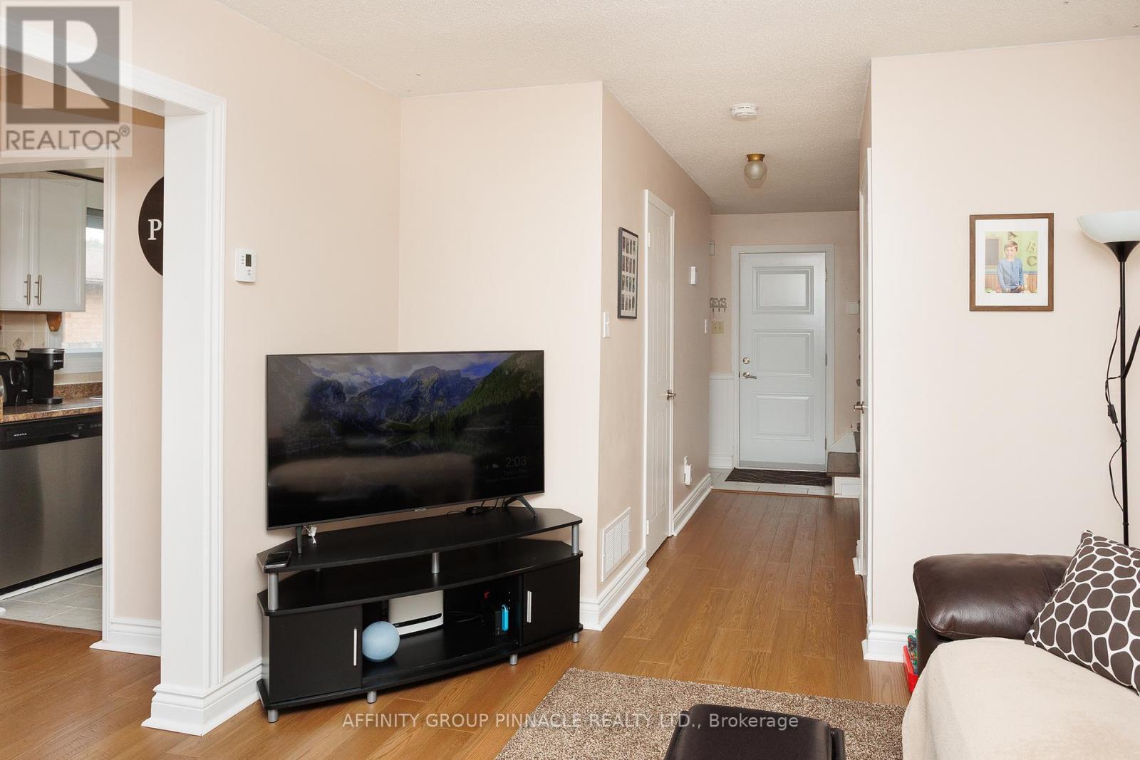 26 Flavelle Crescent, Kawartha Lakes (Lindsay), Ontario  K9V 6E3 - Photo 18 - X12224477