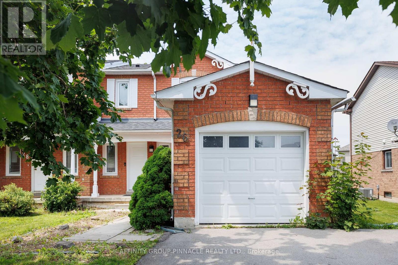 26 Flavelle Crescent, Kawartha Lakes (Lindsay), Ontario  K9V 6E3 - Photo 2 - X12224477