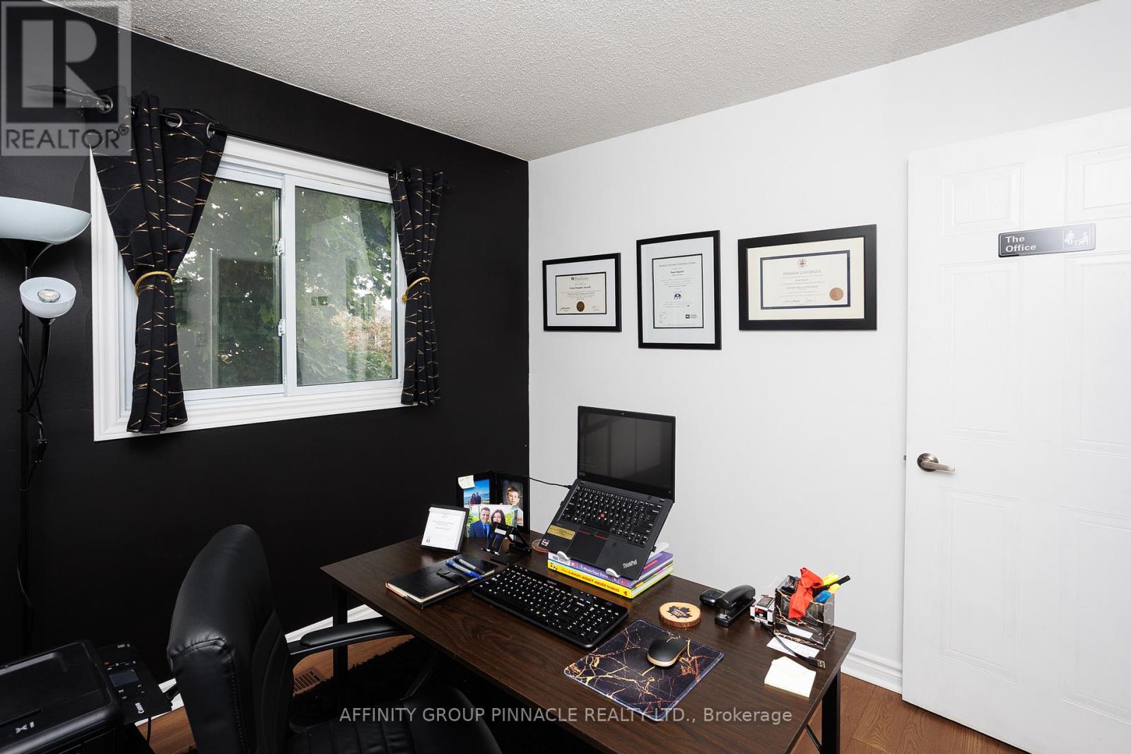 26 Flavelle Crescent, Kawartha Lakes (Lindsay), Ontario  K9V 6E3 - Photo 28 - X12224477