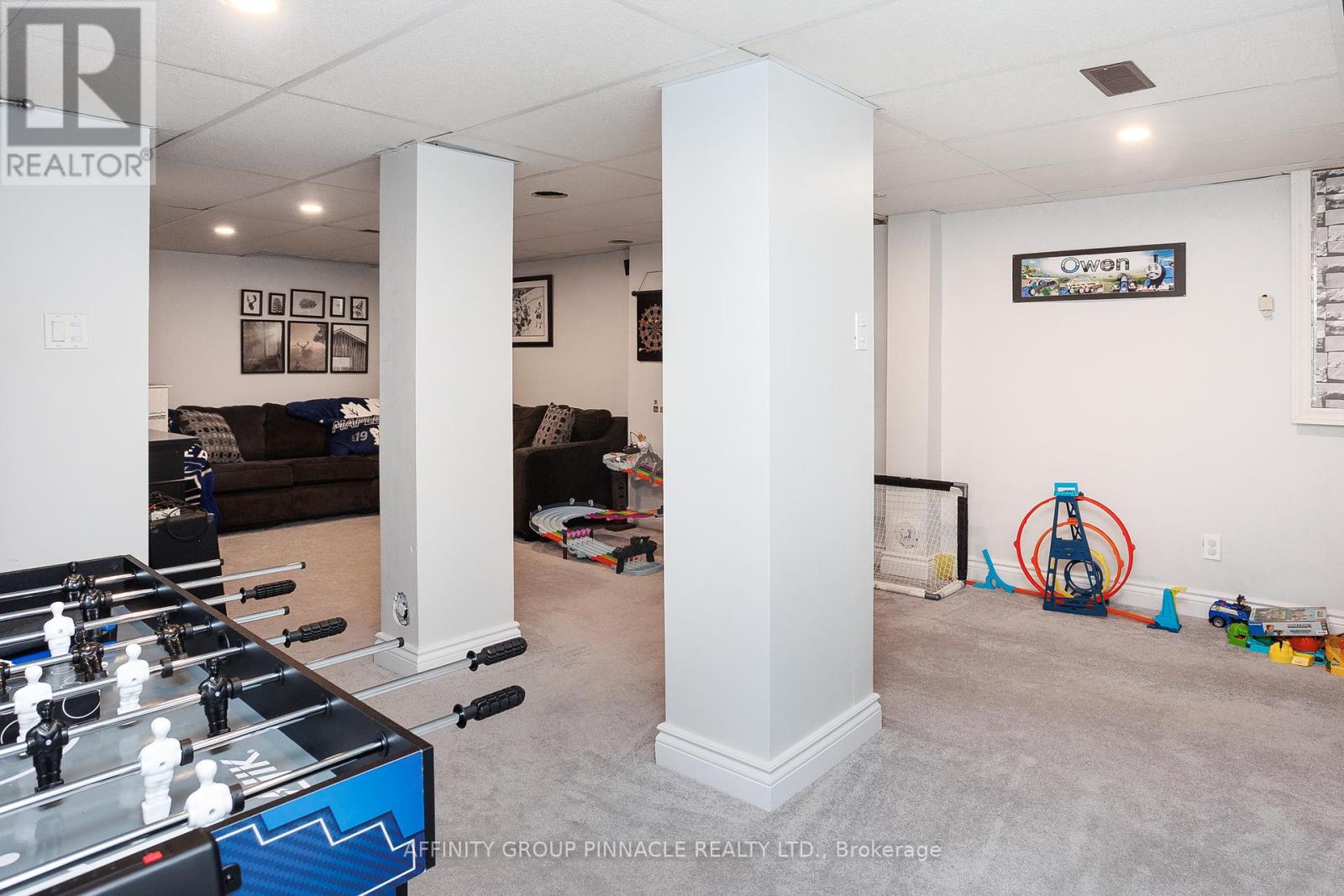 26 Flavelle Crescent, Kawartha Lakes (Lindsay), Ontario  K9V 6E3 - Photo 36 - X12224477