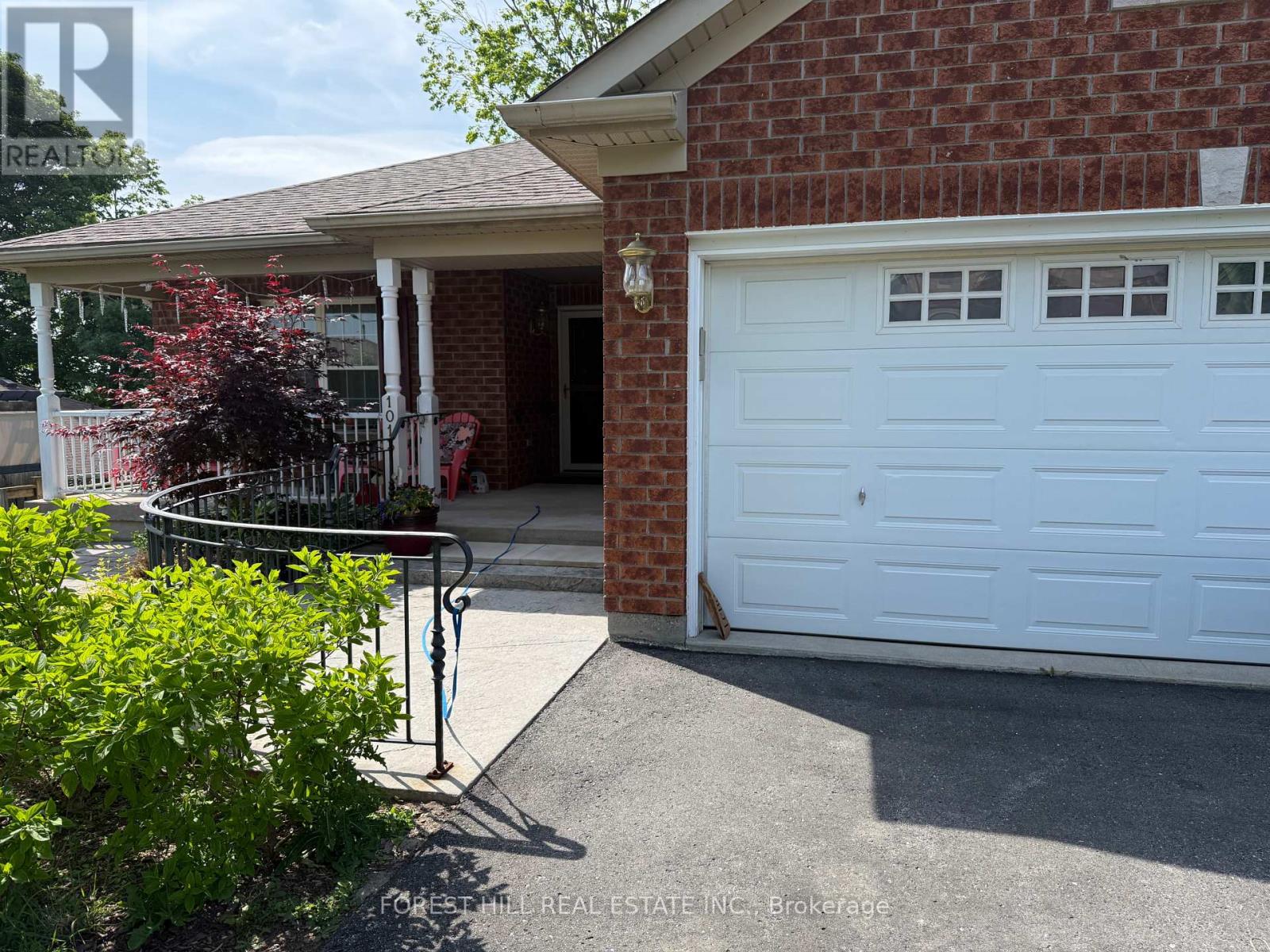 1013 Silverdale Road, Peterborough West (Central), Ontario  K9J 7W5 - Photo 2 - X12224577