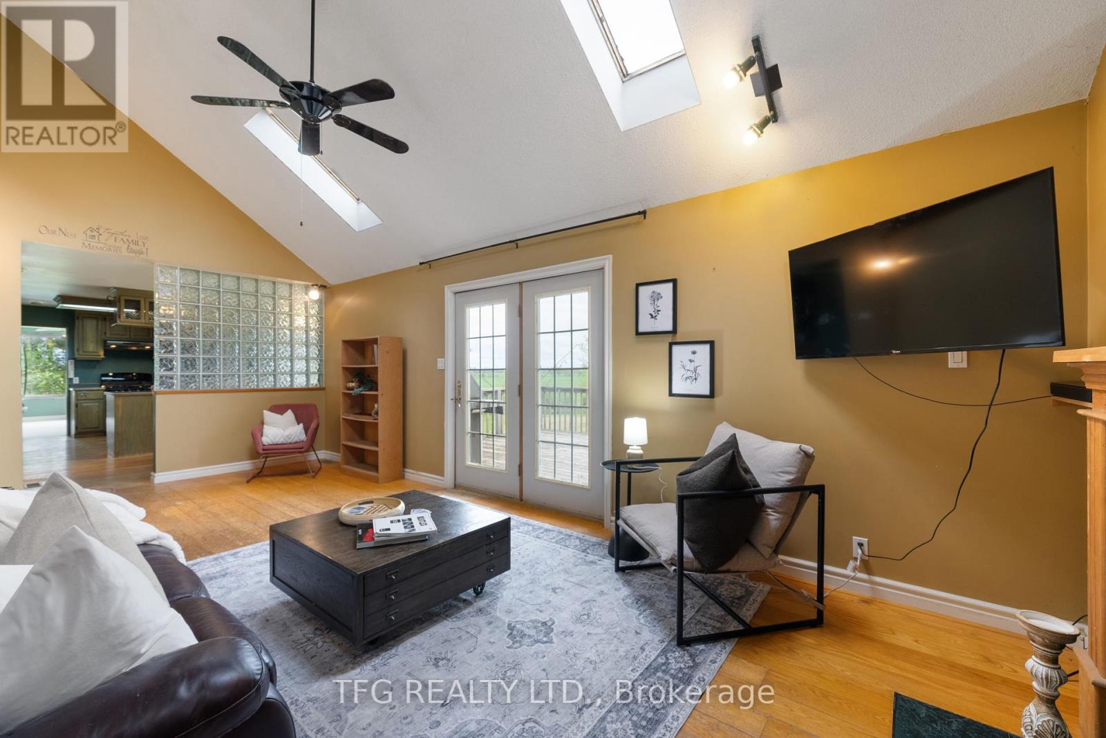 41 Grandview Drive, Kawartha Lakes (Emily), Ontario  K0L 2W0 - Photo 16 - X12224965