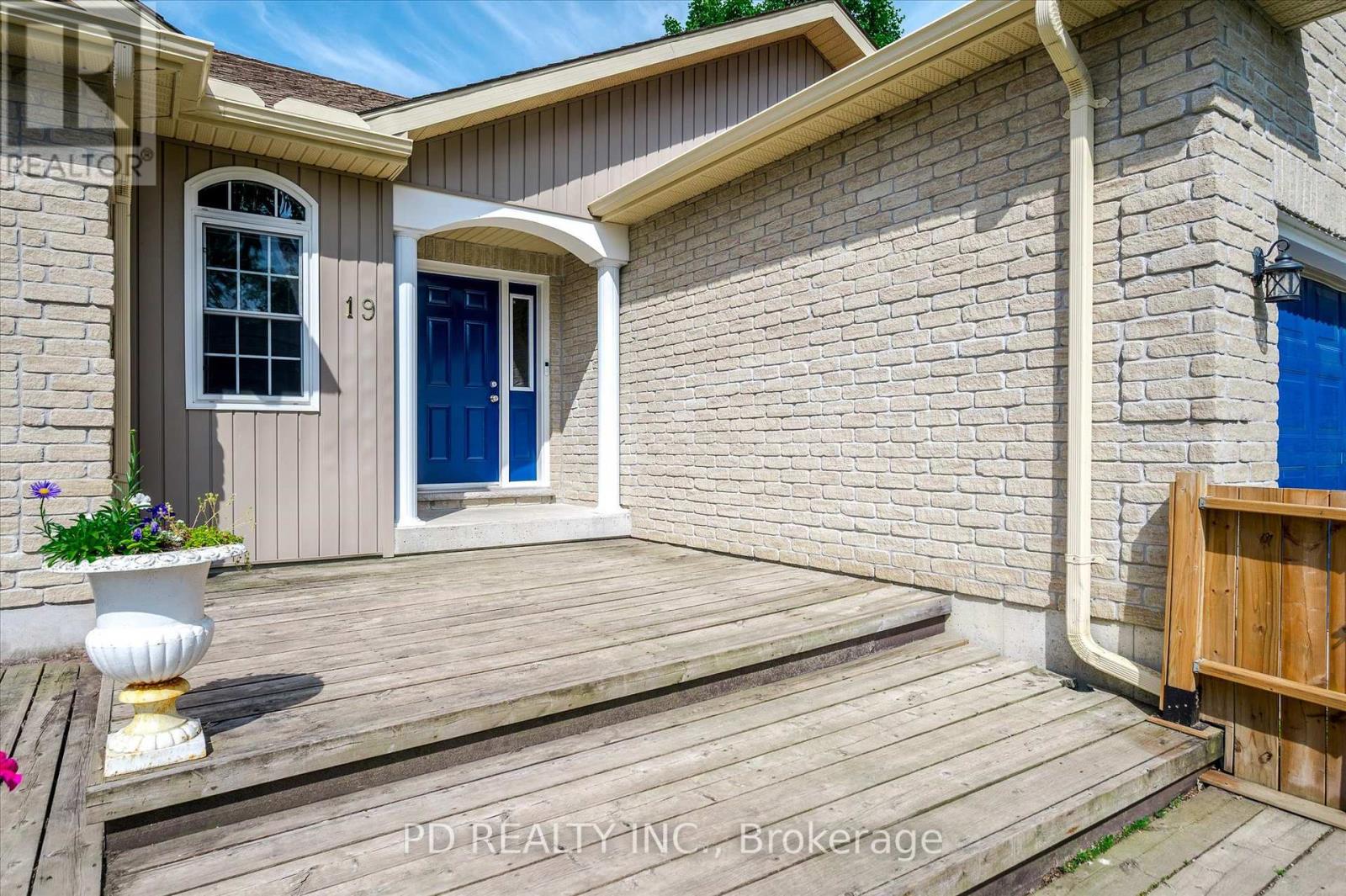 19 George St Street N, Kawartha Lakes (Omemee), Ontario  K0L 2W0 - Photo 11 - X12225389