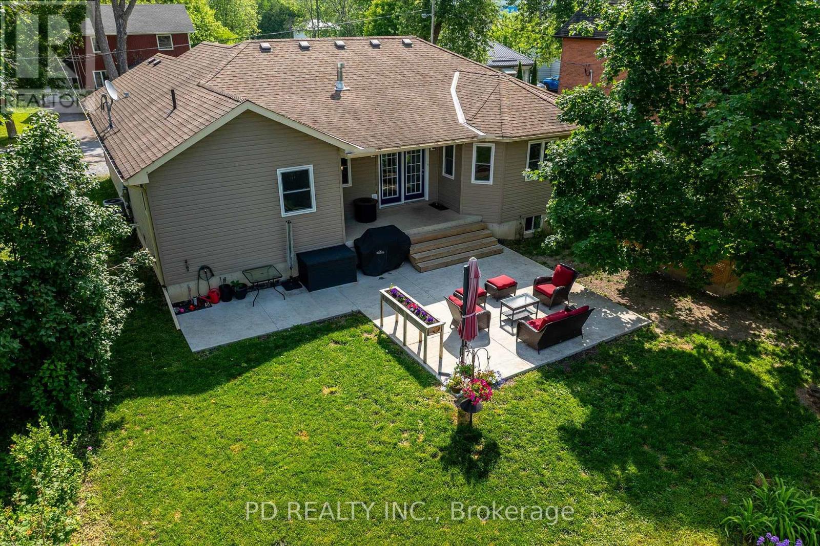 19 George St Street N, Kawartha Lakes (Omemee), Ontario  K0L 2W0 - Photo 31 - X12225389