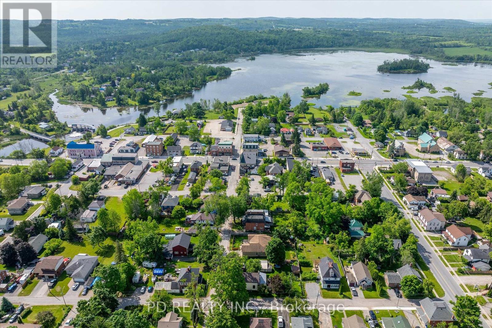 19 George St Street N, Kawartha Lakes (Omemee), Ontario  K0L 2W0 - Photo 6 - X12225389