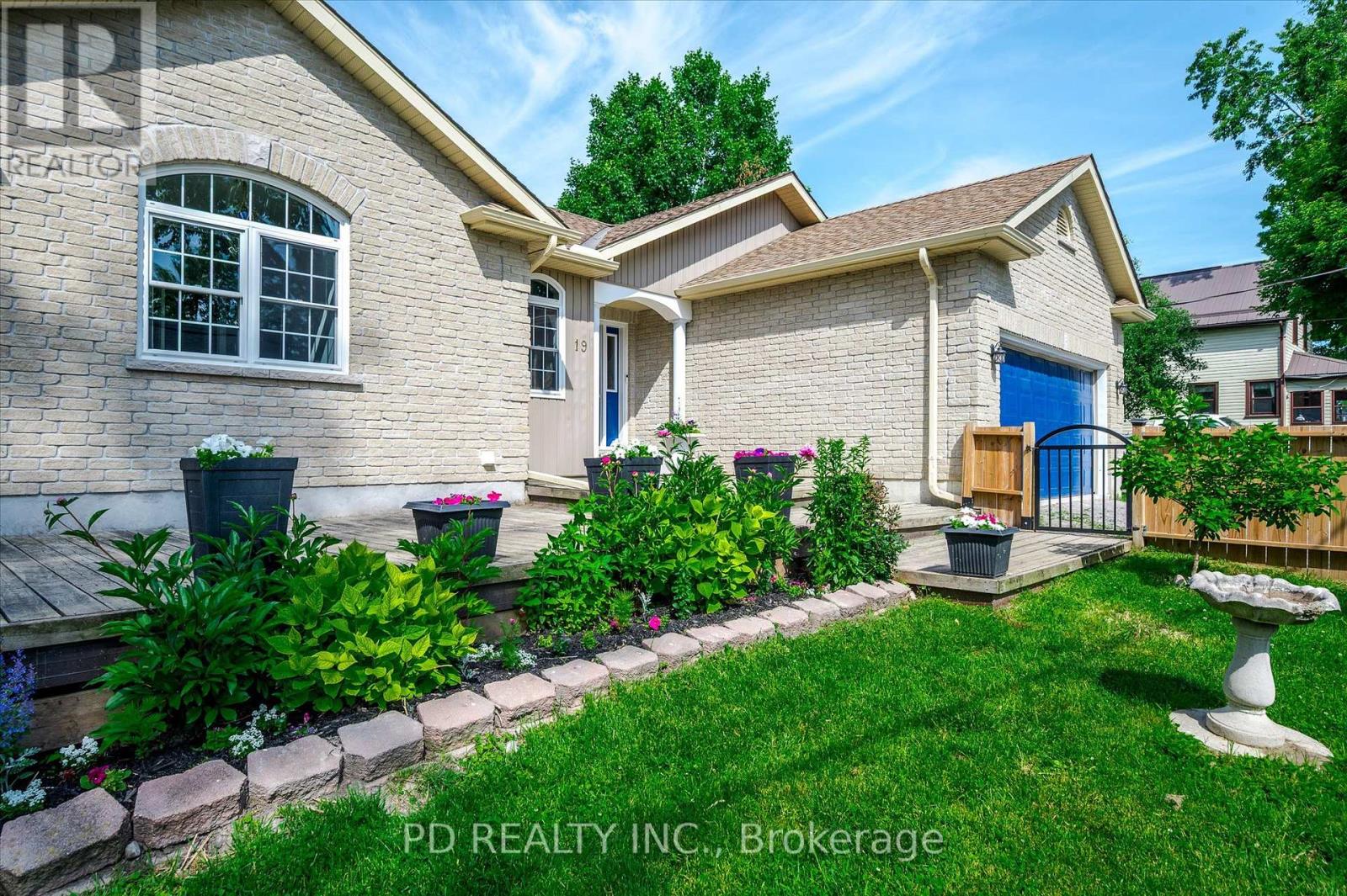 19 George St Street N, Kawartha Lakes (Omemee), Ontario  K0L 2W0 - Photo 9 - X12225389