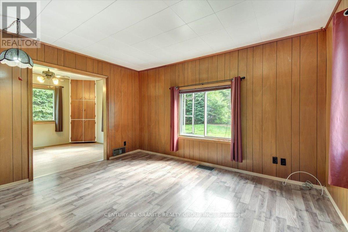 148 Upper Turriff Road, Bancroft (Dungannon Ward), Ontario  K0L 1C0 - Photo 12 - X12225450
