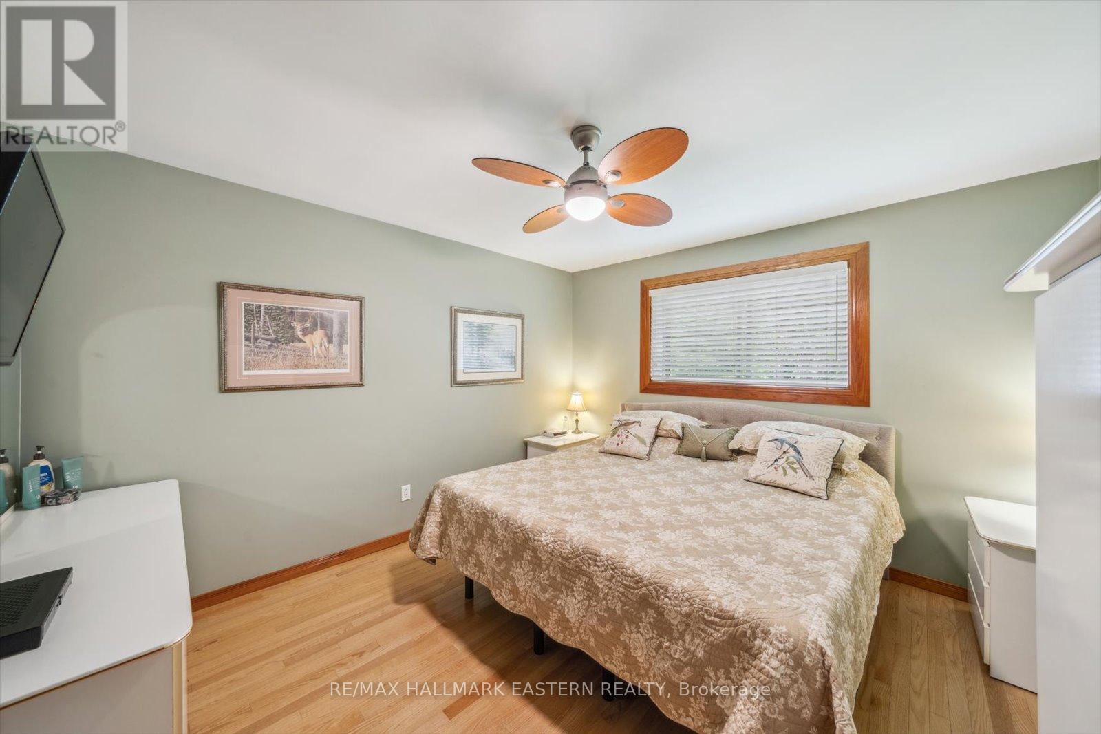 1105 Connaught Drive, Selwyn, Ontario  K0L 1T0 - Photo 16 - X12225460