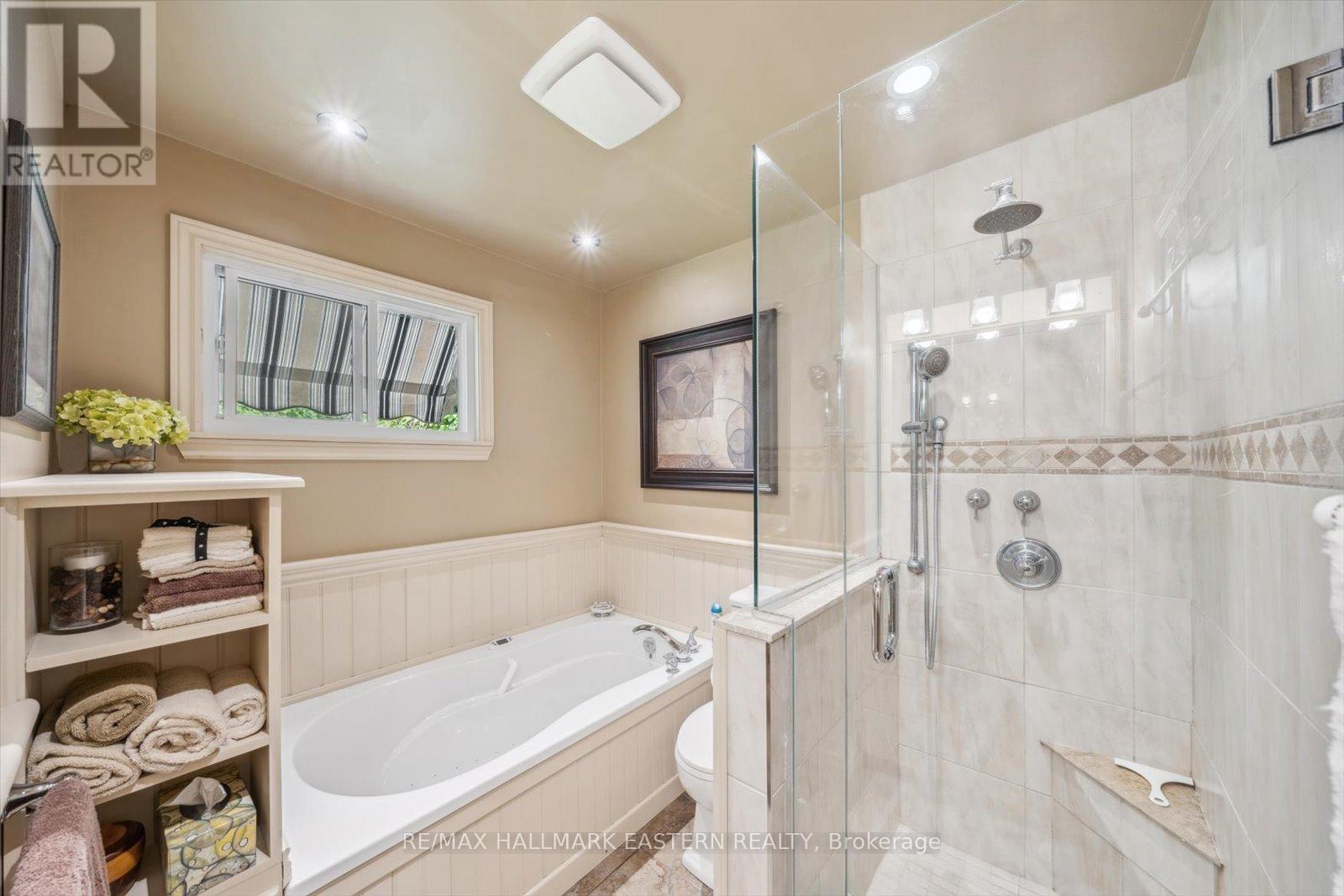 1105 Connaught Drive, Selwyn, Ontario  K0L 1T0 - Photo 18 - X12225460