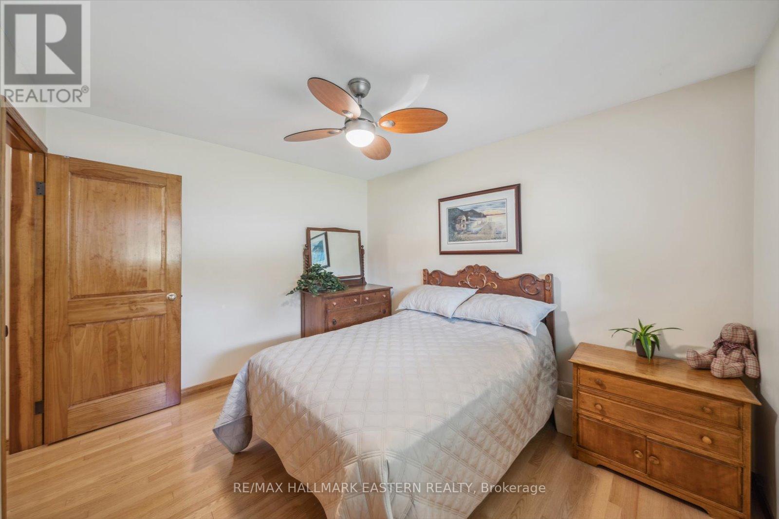 1105 Connaught Drive, Selwyn, Ontario  K0L 1T0 - Photo 21 - X12225460
