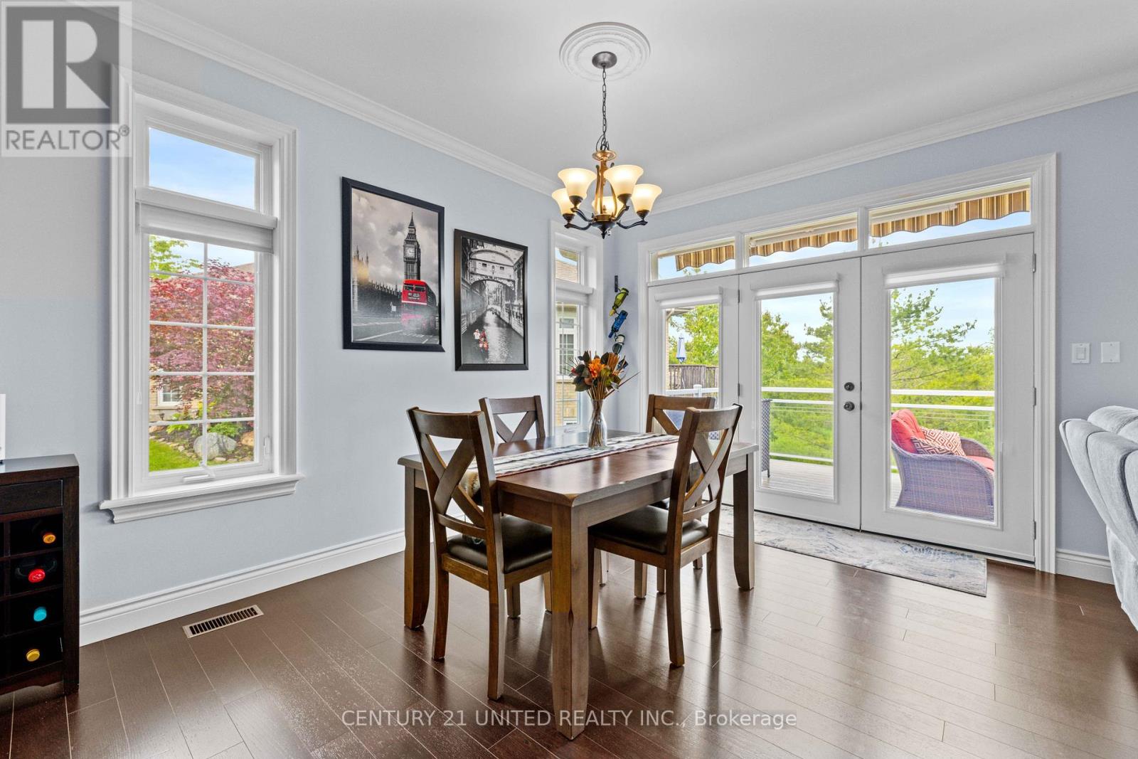 18 - 227 Carnegie Avenue, Peterborough North (University Heights), Ontario  K9L 0B3 - Photo 11 - X12225487