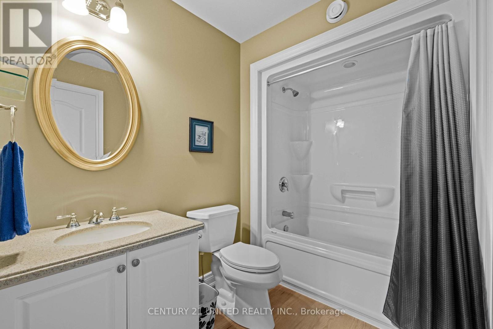 18 - 227 Carnegie Avenue, Peterborough North (University Heights), Ontario  K9L 0B3 - Photo 27 - X12225487