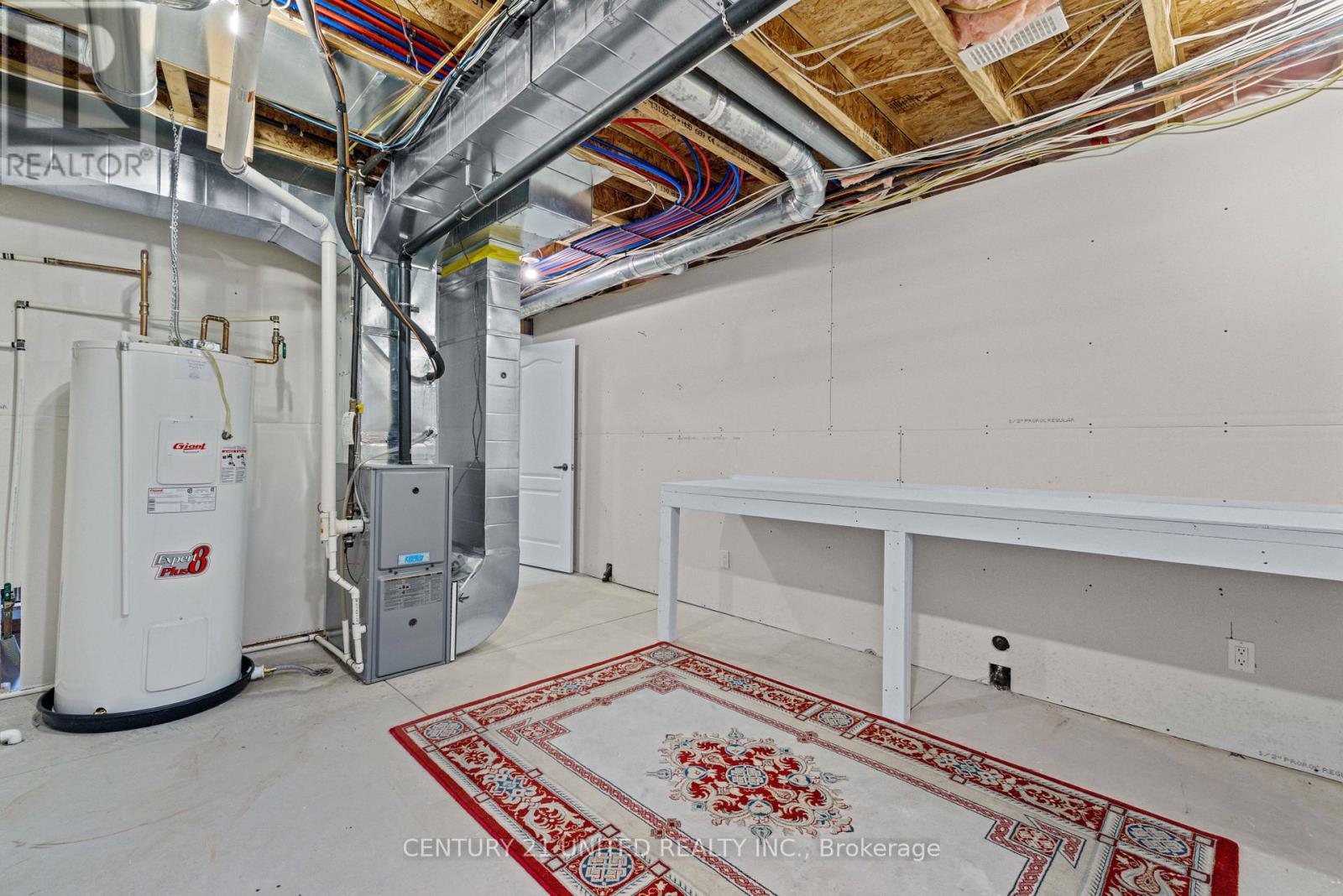 18 - 227 Carnegie Avenue, Peterborough North (University Heights), Ontario  K9L 0B3 - Photo 31 - X12225487