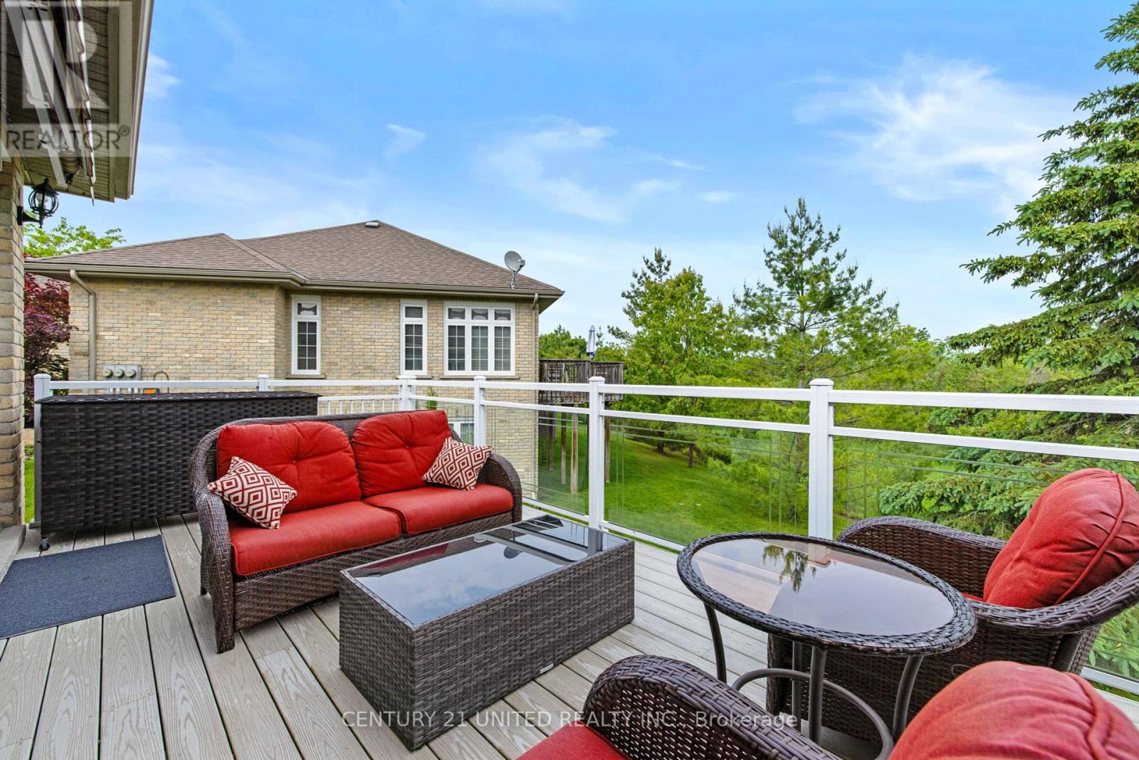18 - 227 Carnegie Avenue, Peterborough North (University Heights), Ontario  K9L 0B3 - Photo 40 - X12225487
