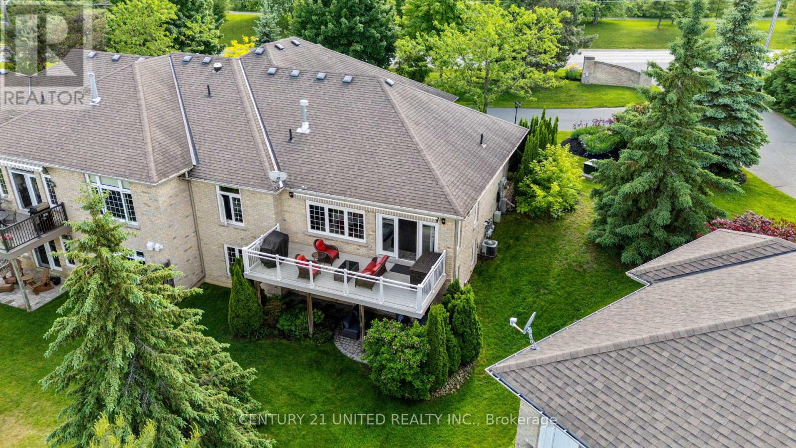18 - 227 Carnegie Avenue, Peterborough North (University Heights), Ontario  K9L 0B3 - Photo 46 - X12225487