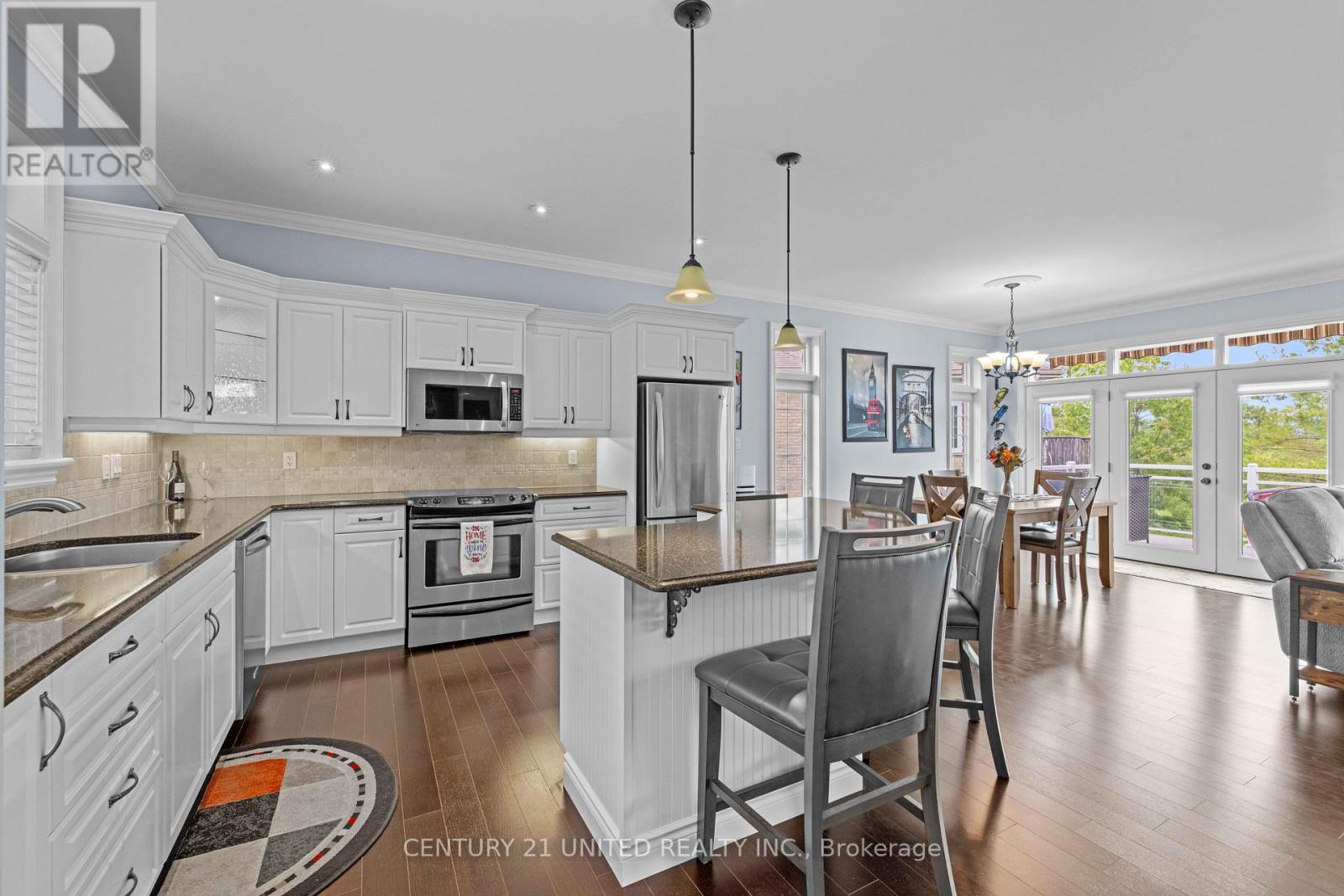 18 - 227 Carnegie Avenue, Peterborough North (University Heights), Ontario  K9L 0B3 - Photo 6 - X12225487