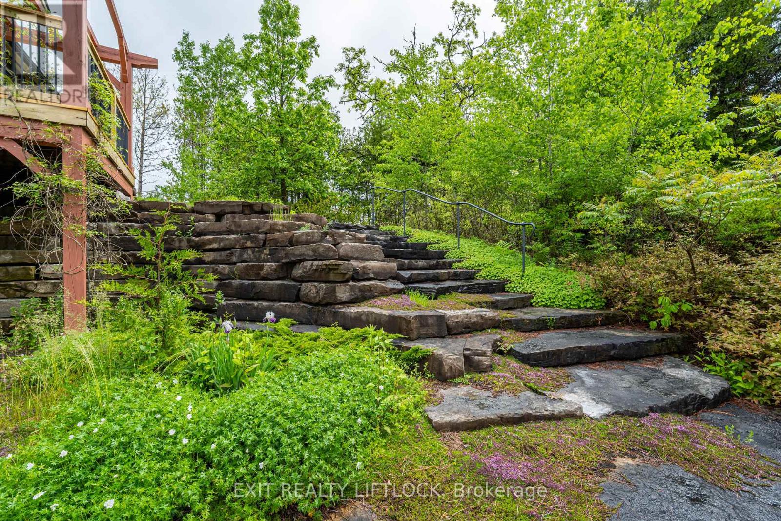 758 Lifford Road, Kawartha Lakes (Manvers), Ontario  L0A 1A0 - Photo 42 - X12226007