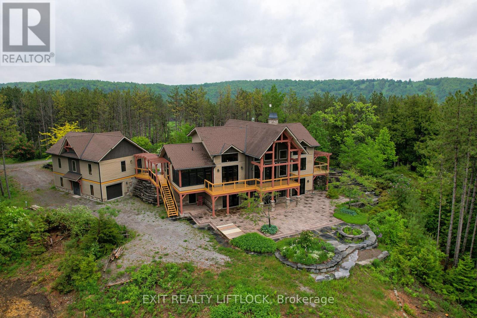 758 Lifford Road, Kawartha Lakes (Manvers), Ontario  L0A 1A0 - Photo 46 - X12226007