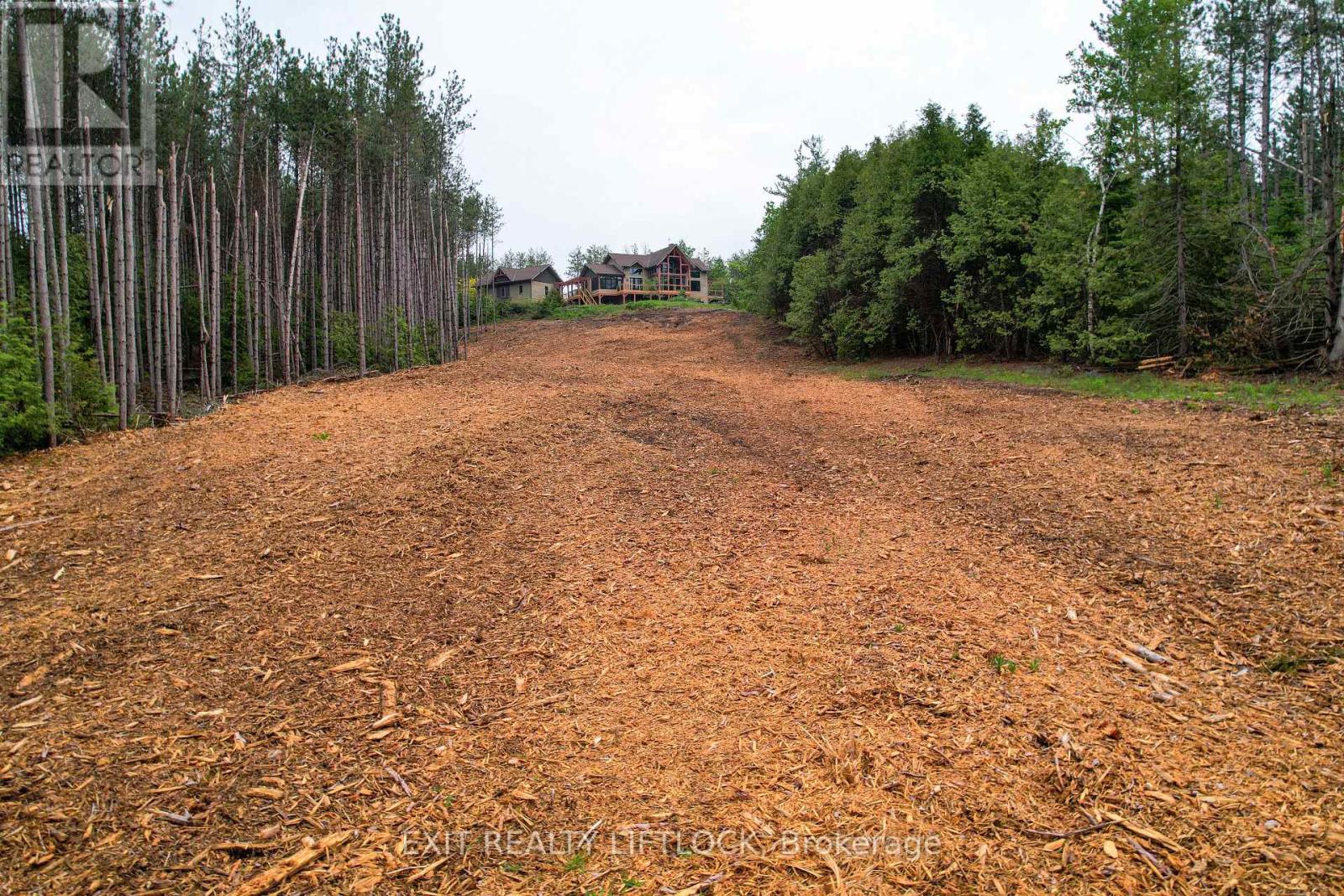 758 Lifford Road, Kawartha Lakes (Manvers), Ontario  L0A 1A0 - Photo 47 - X12226007