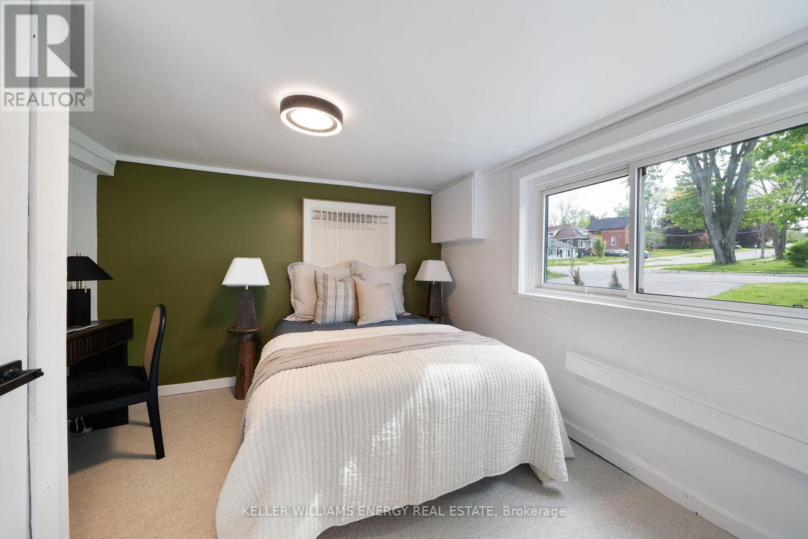 24 Water Street, Kawartha Lakes (Lindsay), Ontario  K9V 2C8 - Photo 22 - X12226282