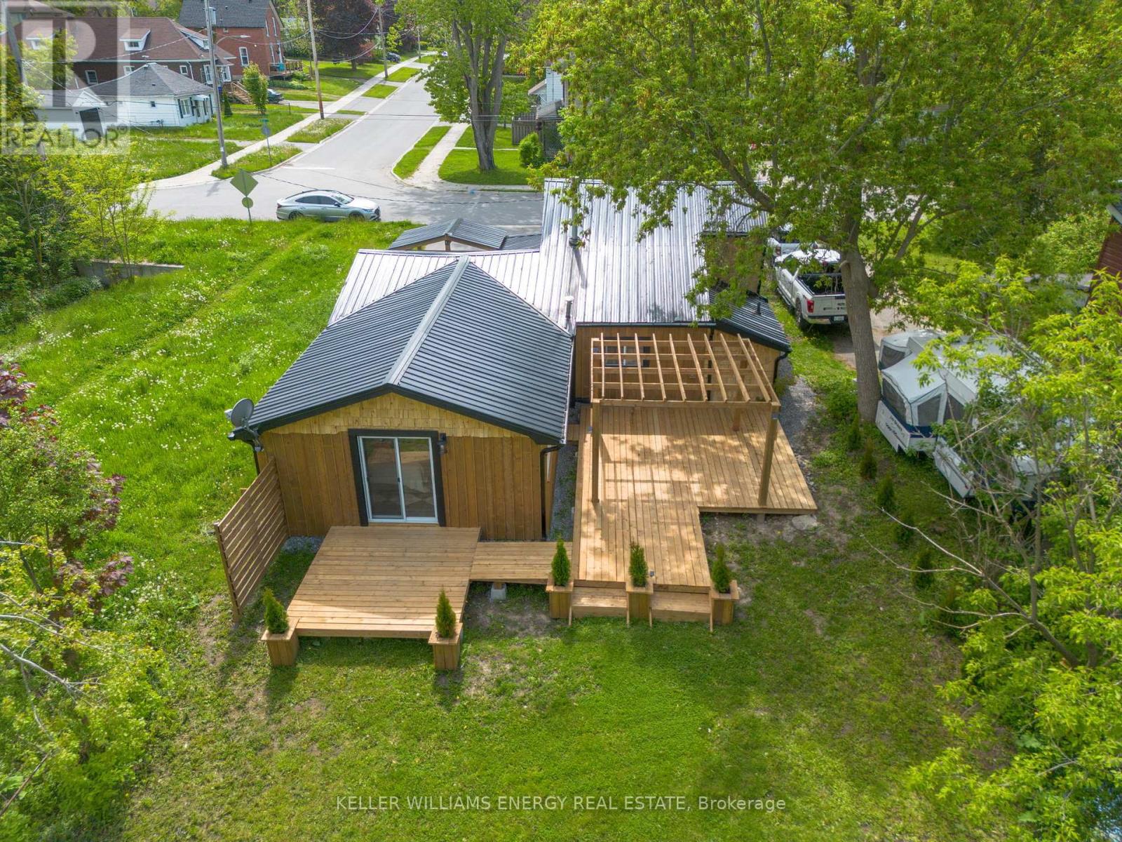 24 Water Street, Kawartha Lakes (Lindsay), Ontario  K9V 2C8 - Photo 41 - X12226282