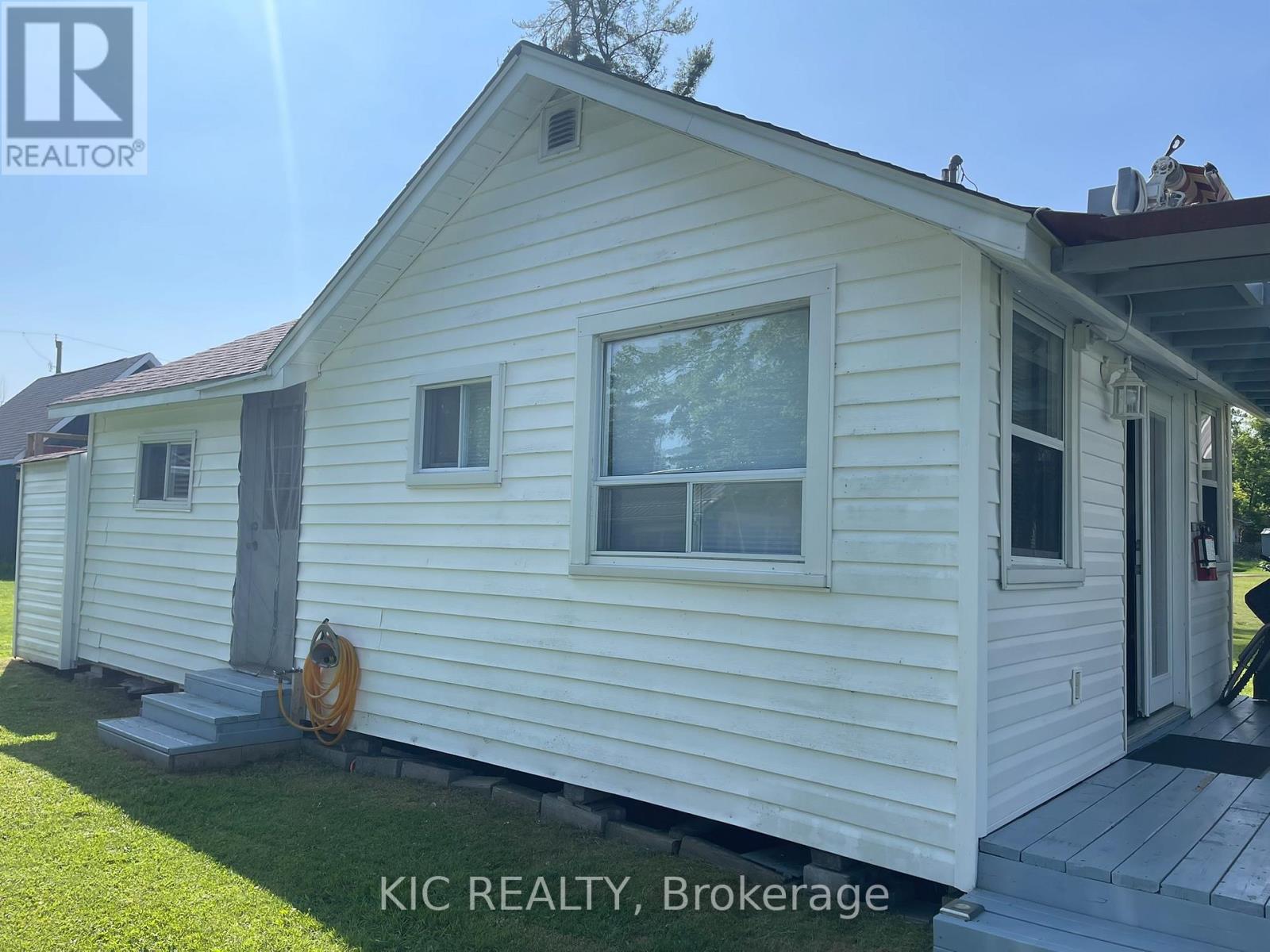 22  #15 Lake Road, Trent Hills, Ontario  K0L 1L0 - Photo 7 - X12226285