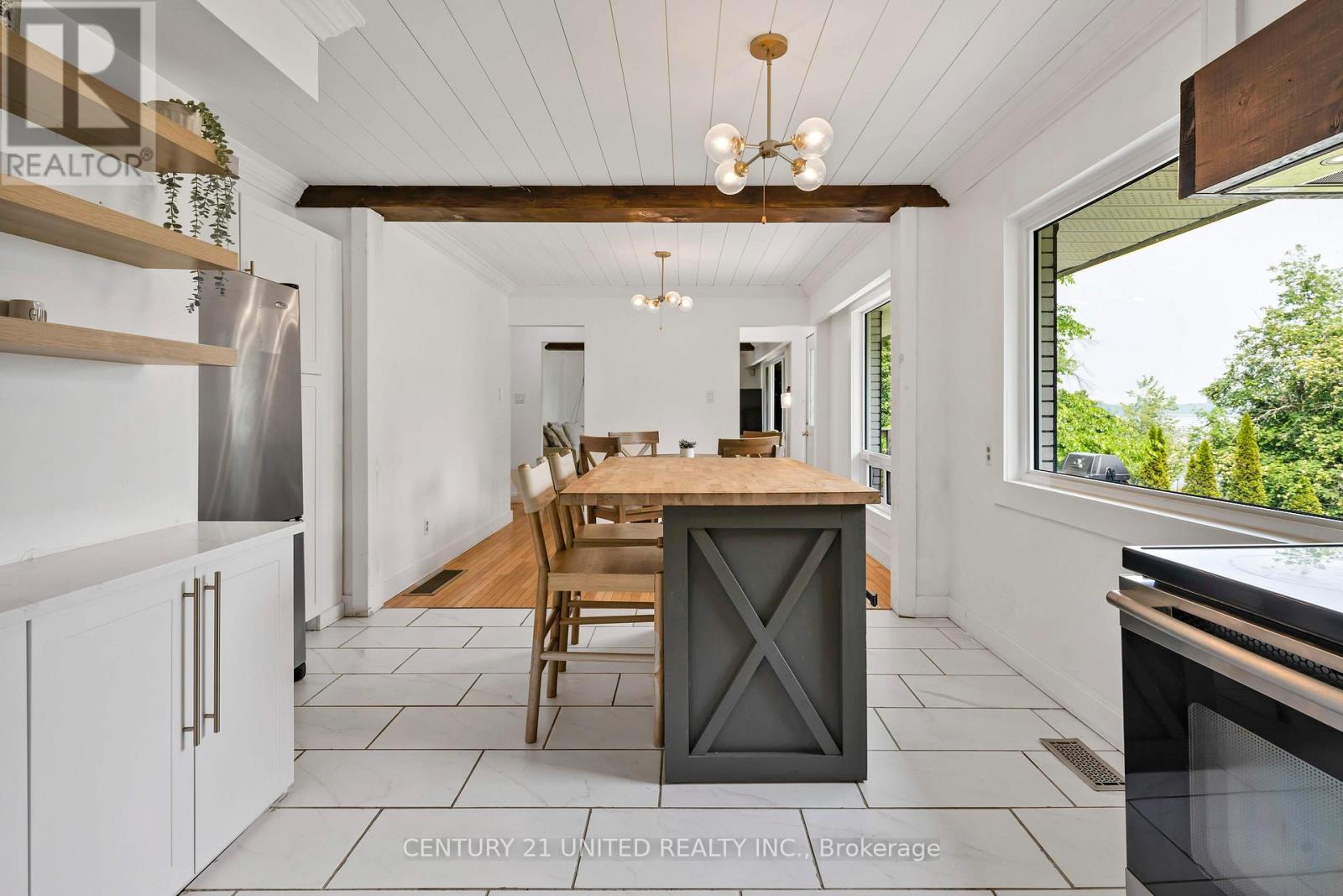 1749 Youngs Point Road, Selwyn, Ontario  K0L 2H0 - Photo 22 - X12226393