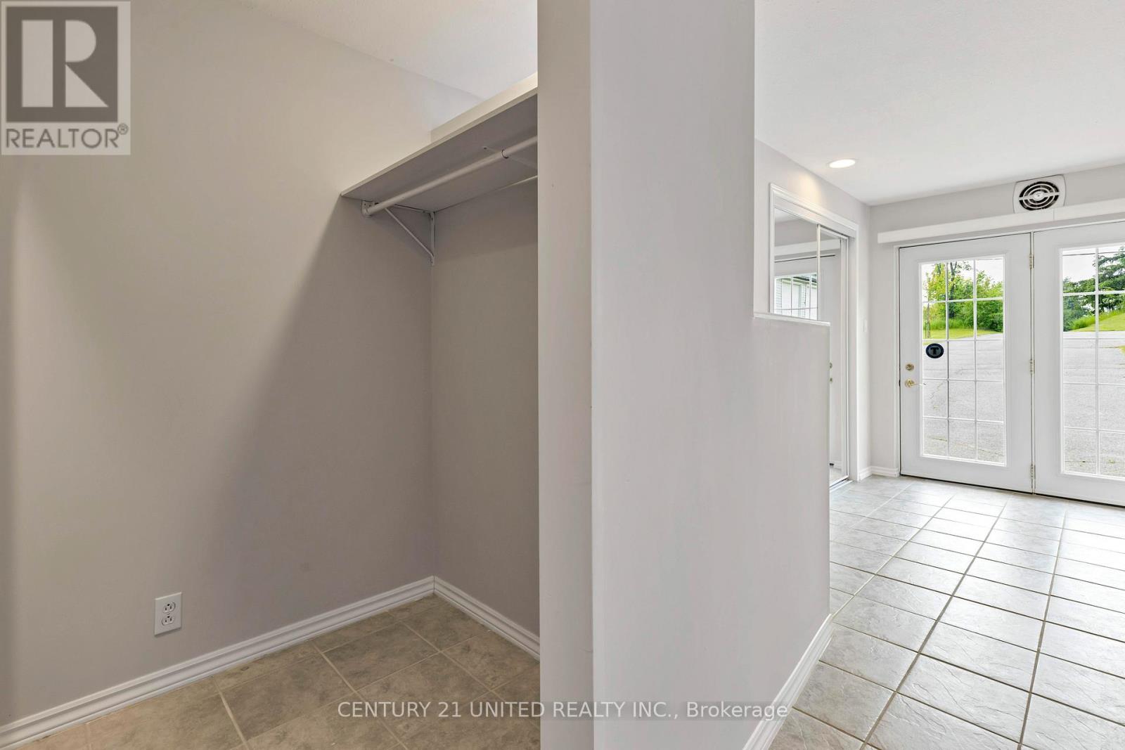 1749 Youngs Point Road, Selwyn, Ontario  K0L 2H0 - Photo 32 - X12226393