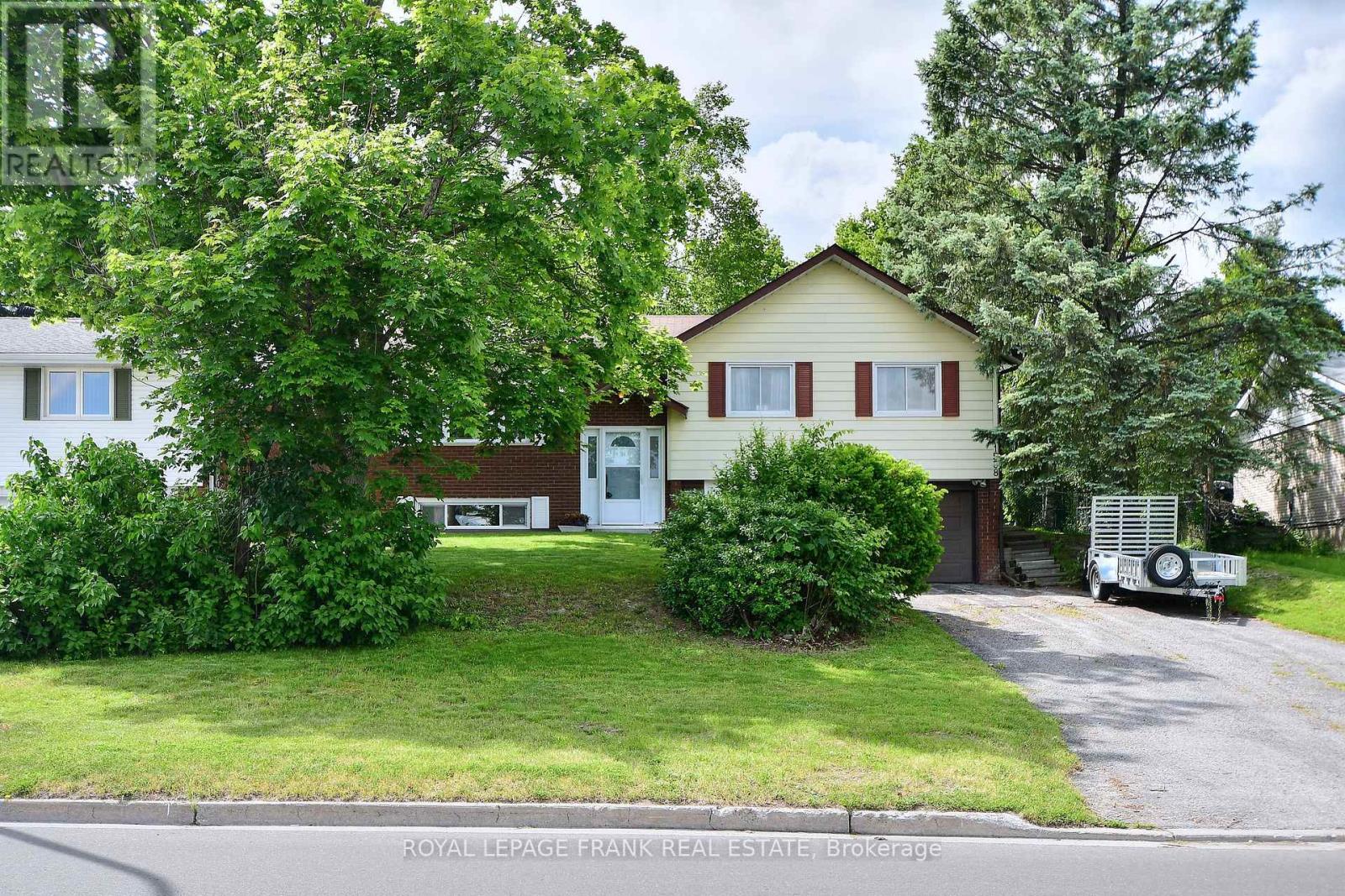 1538 Cherryhill Road, Peterborough West (Central), Ontario  K9K 1A8 - Photo 2 - X12226450