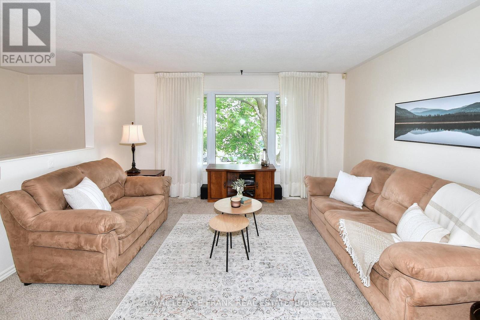 1538 Cherryhill Road, Peterborough West (Central), Ontario  K9K 1A8 - Photo 7 - X12226450