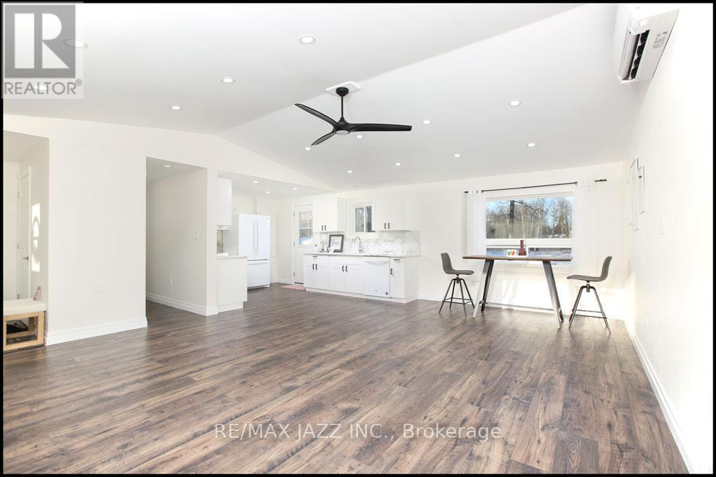214 River Road E, Trent Hills (Campbellford), Ontario  K0L 1L0 - Photo 8 - X12226526