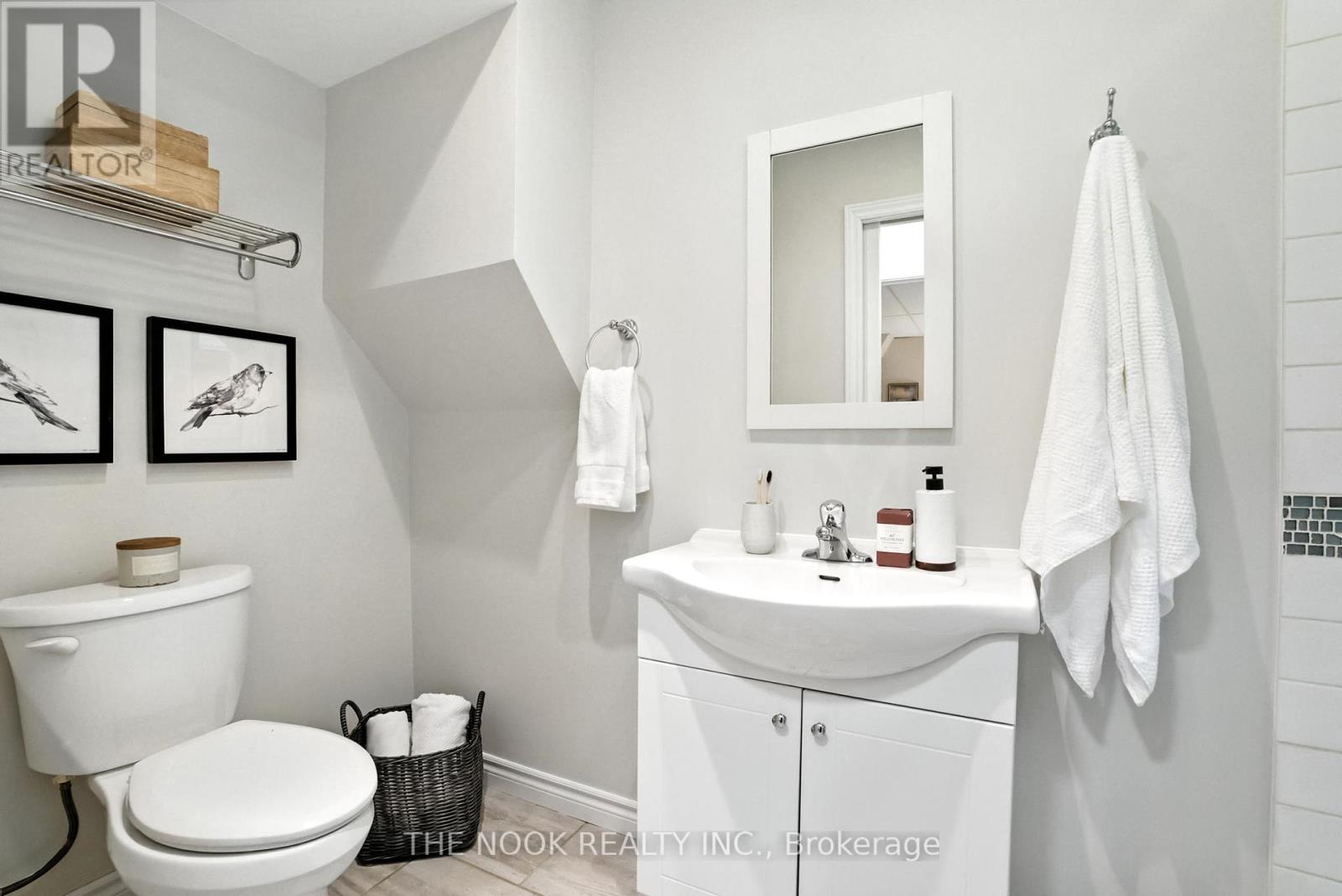 599 Amos Street, Clarington (Newcastle), Ontario  L1B 1C2 - Photo 36 - E12226872