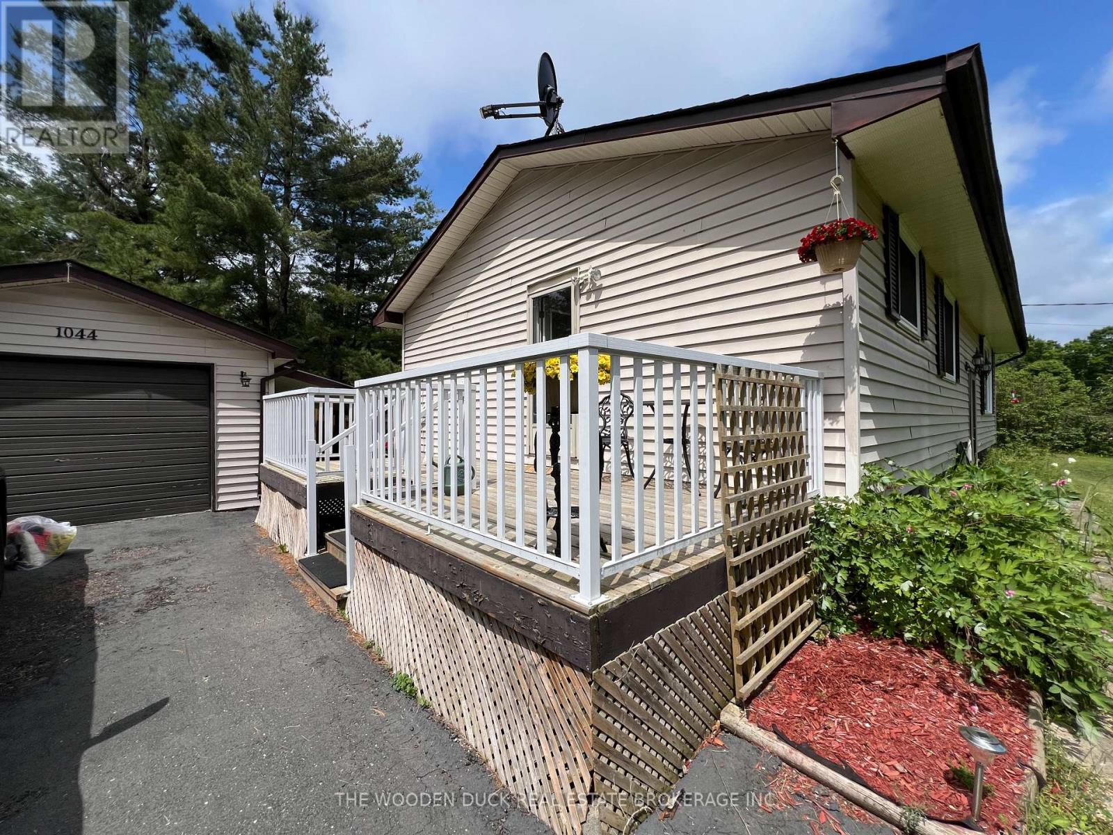 1044 County 40 Road, Douro-Dummer, Ontario  K0L 2V0 - Photo 7 - X12227793