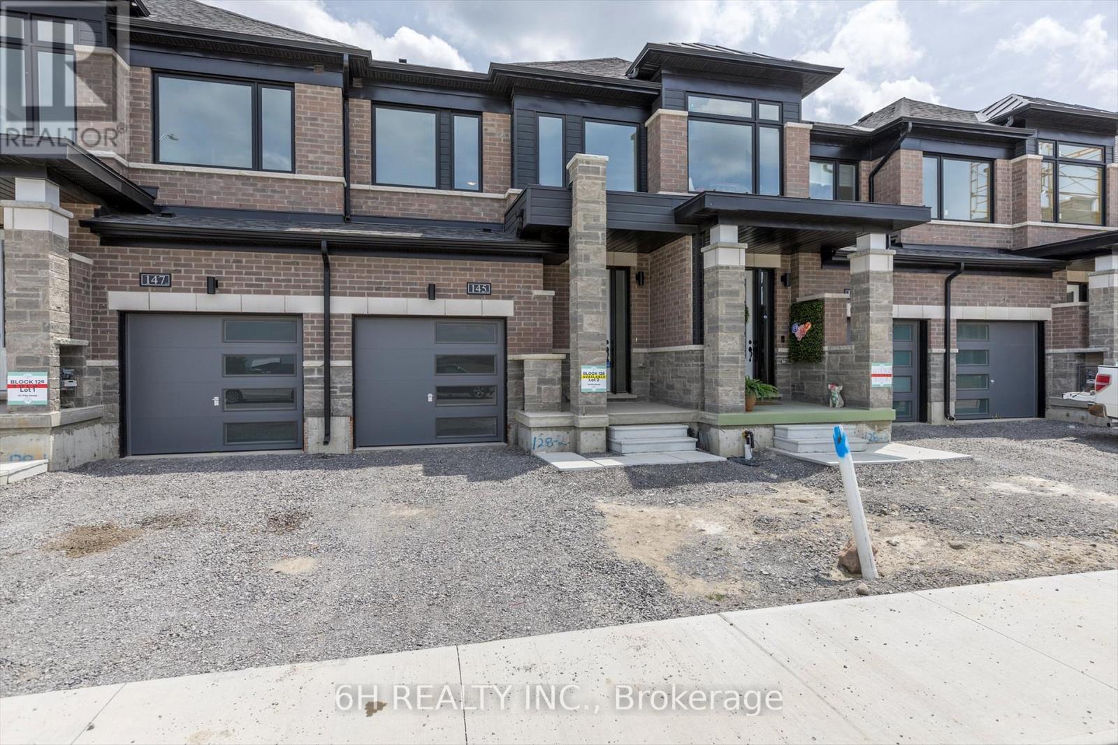 145 Pike Street, Peterborough North (North), Ontario  K9K 0J5 - Photo 6 - X12227897