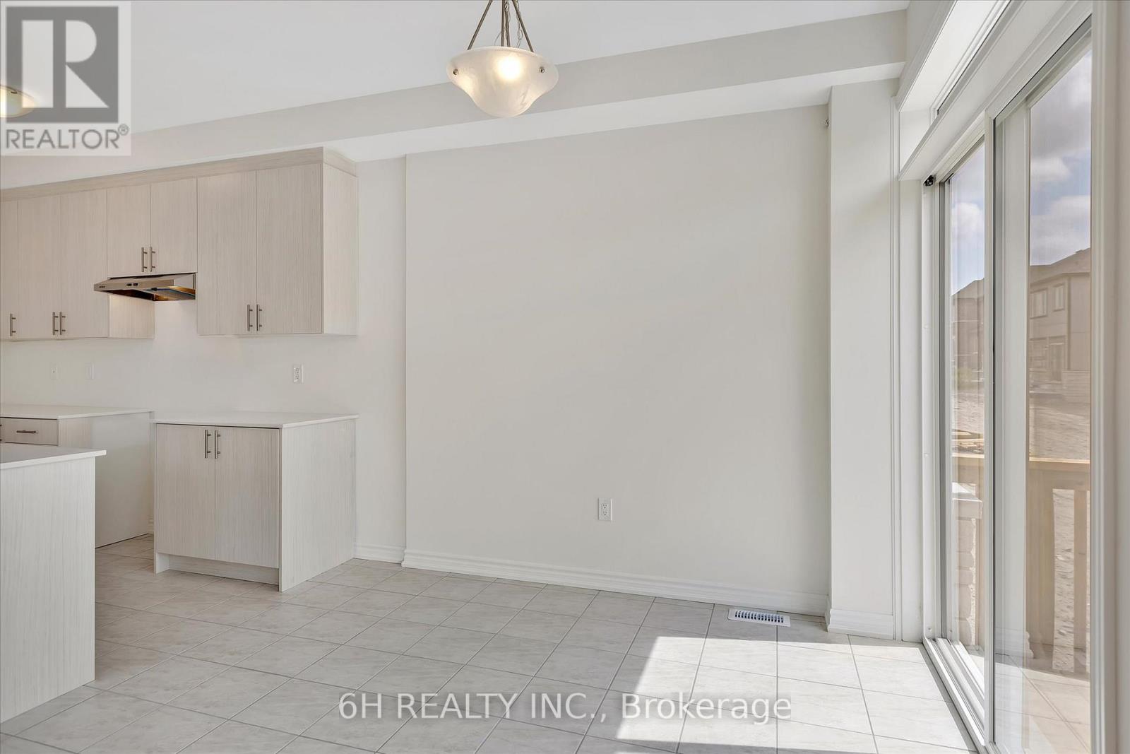732 Carpenter Trail, Peterborough North (North), Ontario  K9K 0J3 - Photo 21 - X12227906