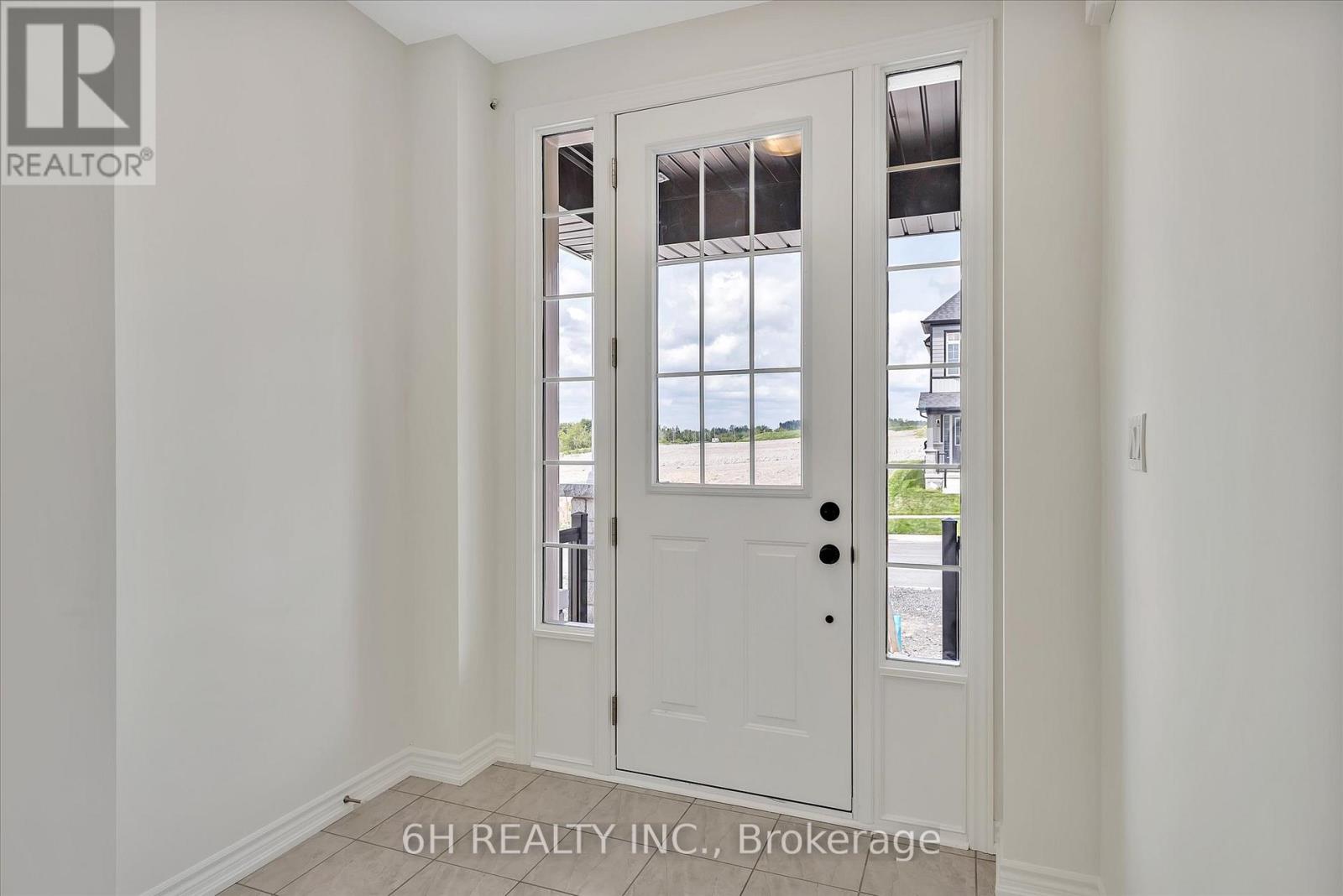 732 Carpenter Trail, Peterborough North (North), Ontario  K9K 0J3 - Photo 6 - X12227906