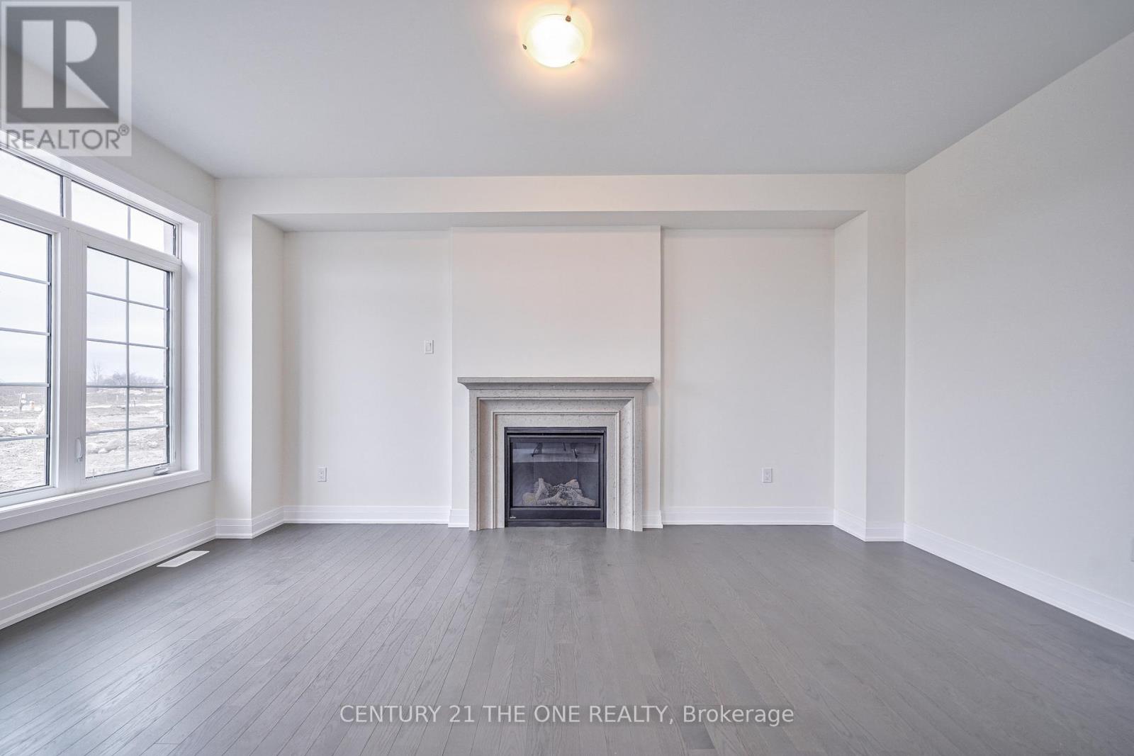 2 Wesley Brooks Street, Clarington (Newcastle), Ontario  L1B 0W4 - Photo 14 - E12228186