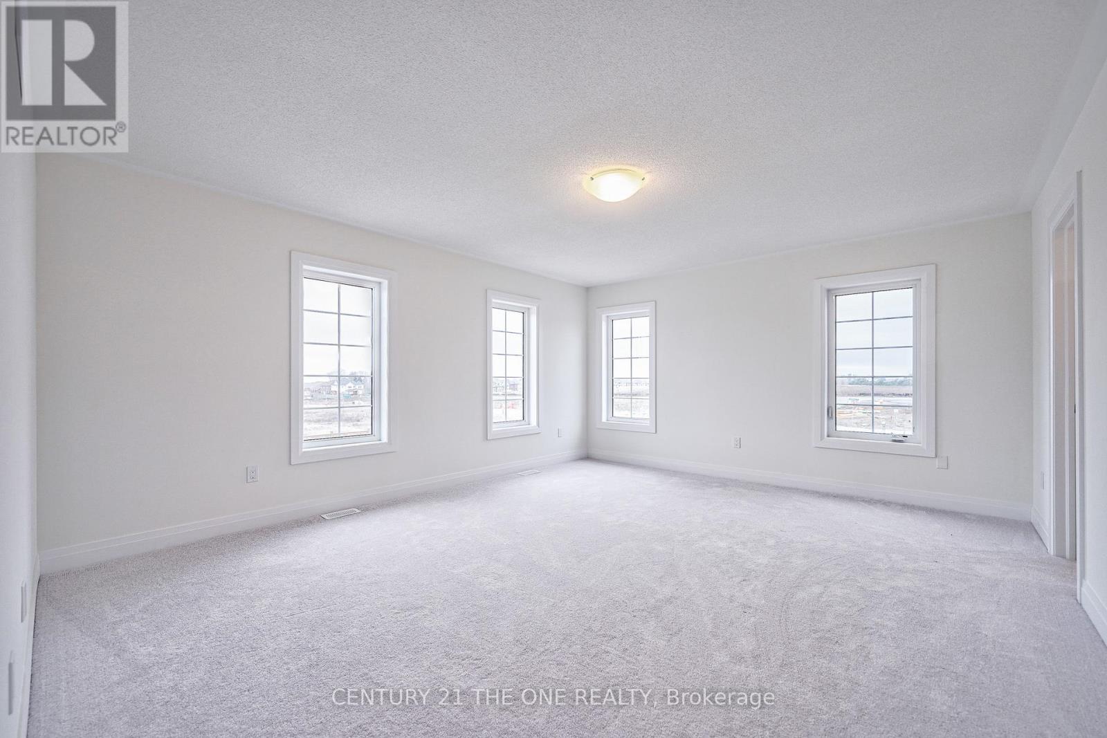 2 Wesley Brooks Street, Clarington (Newcastle), Ontario  L1B 0W4 - Photo 19 - E12228186