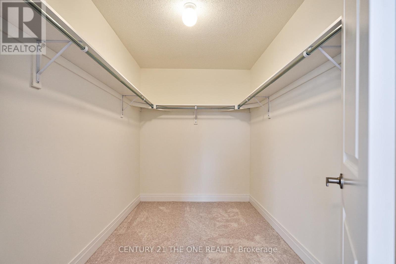 2 Wesley Brooks Street, Clarington (Newcastle), Ontario  L1B 0W4 - Photo 25 - E12228186