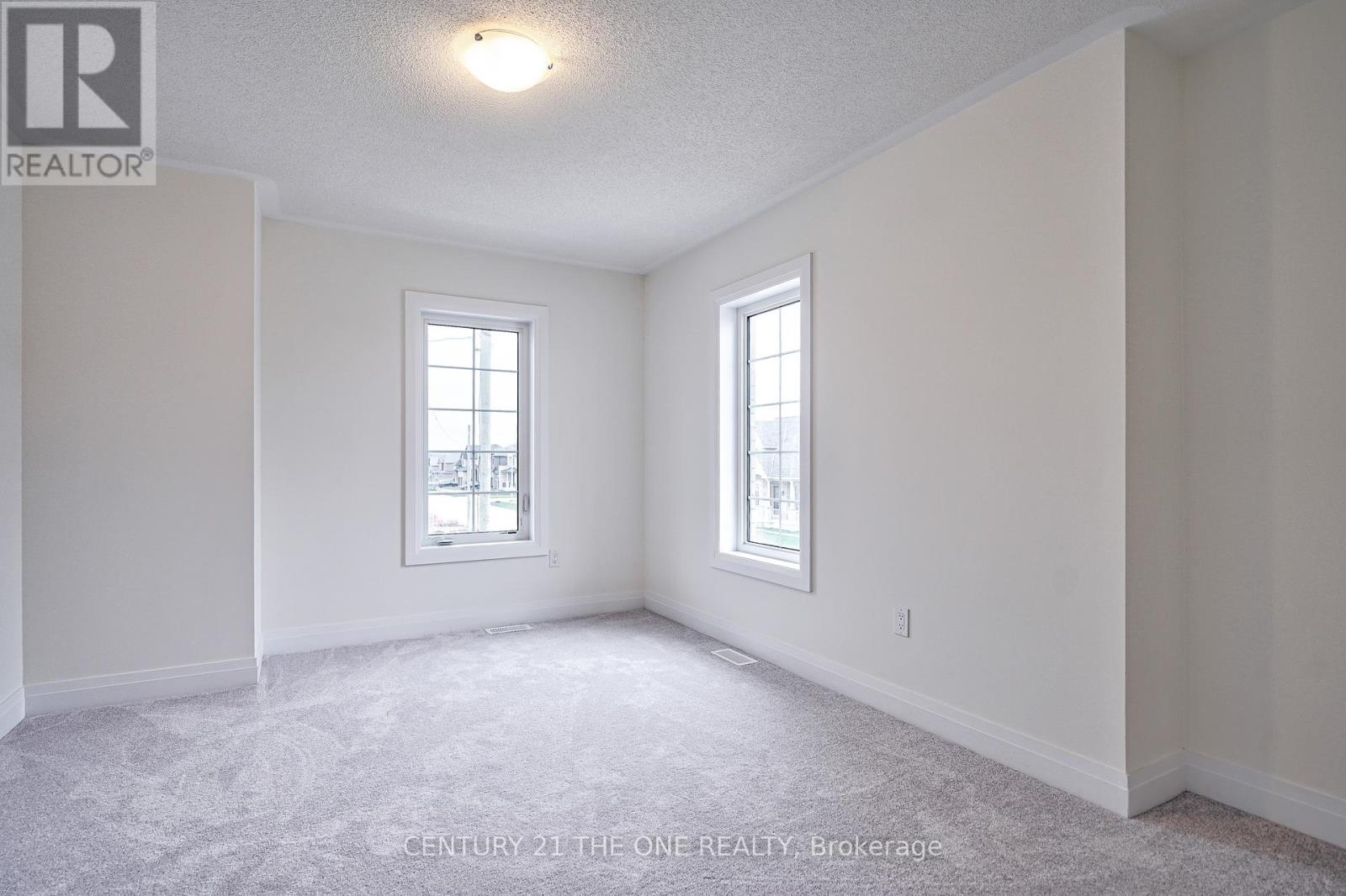 2 Wesley Brooks Street, Clarington (Newcastle), Ontario  L1B 0W4 - Photo 31 - E12228186