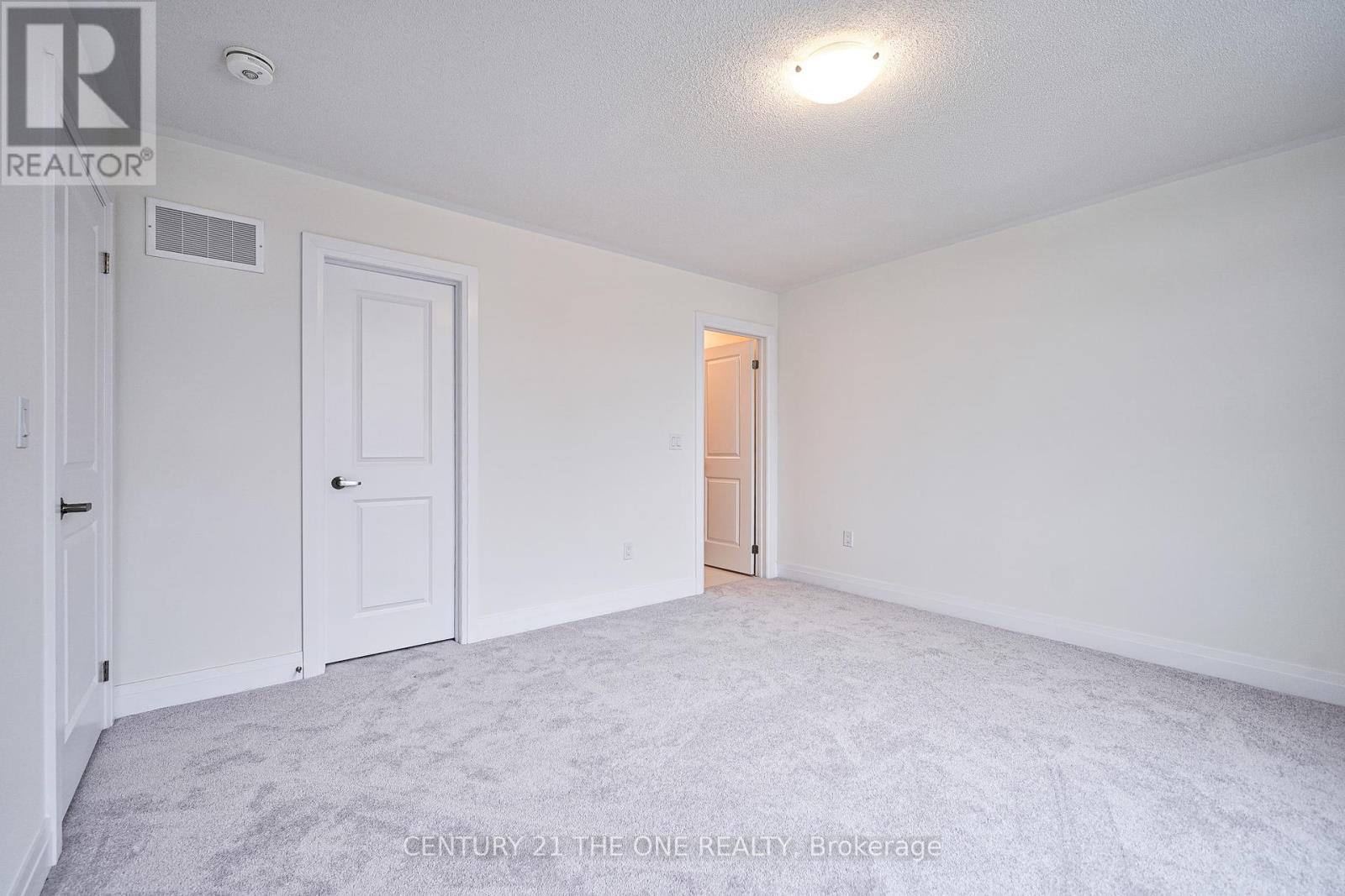 2 Wesley Brooks Street, Clarington (Newcastle), Ontario  L1B 0W4 - Photo 34 - E12228186